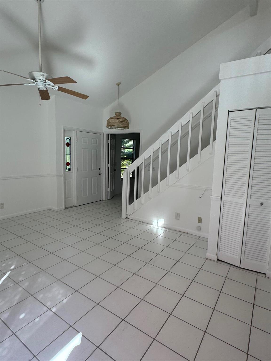 Image to showcase the property located at 429 N Cypress Drive C