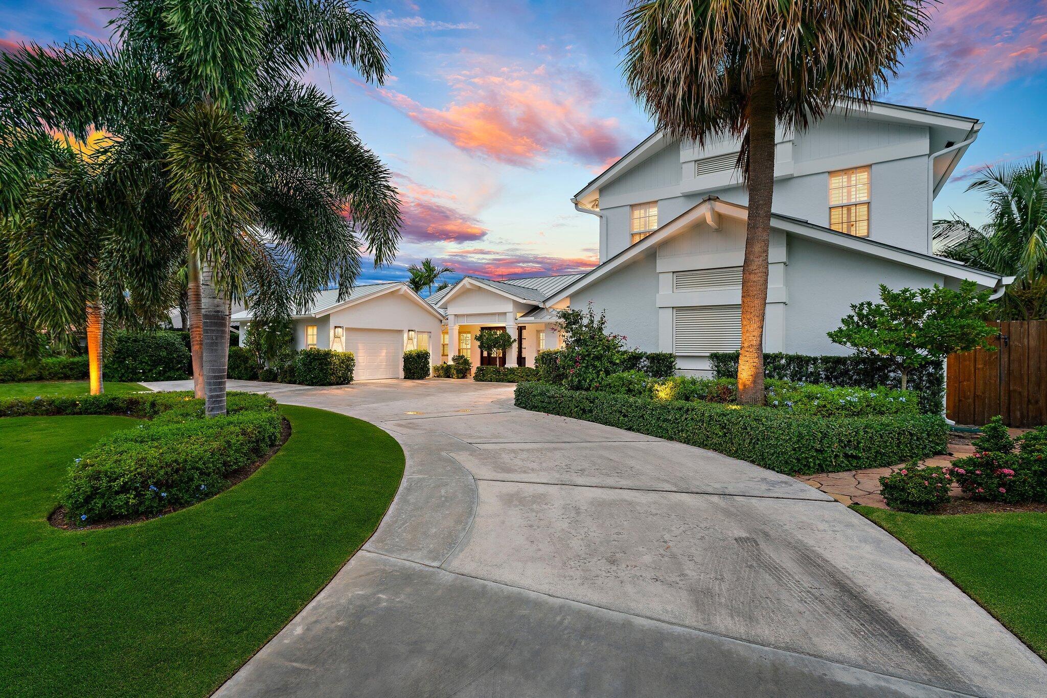 2414 Bay Village Court, Palm Beach Gardens, Florida 33410