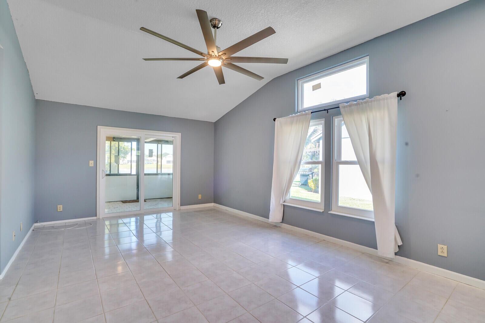 Photo 12 of home located at 32 Misty Meadow Drive, Boynton Beach FL