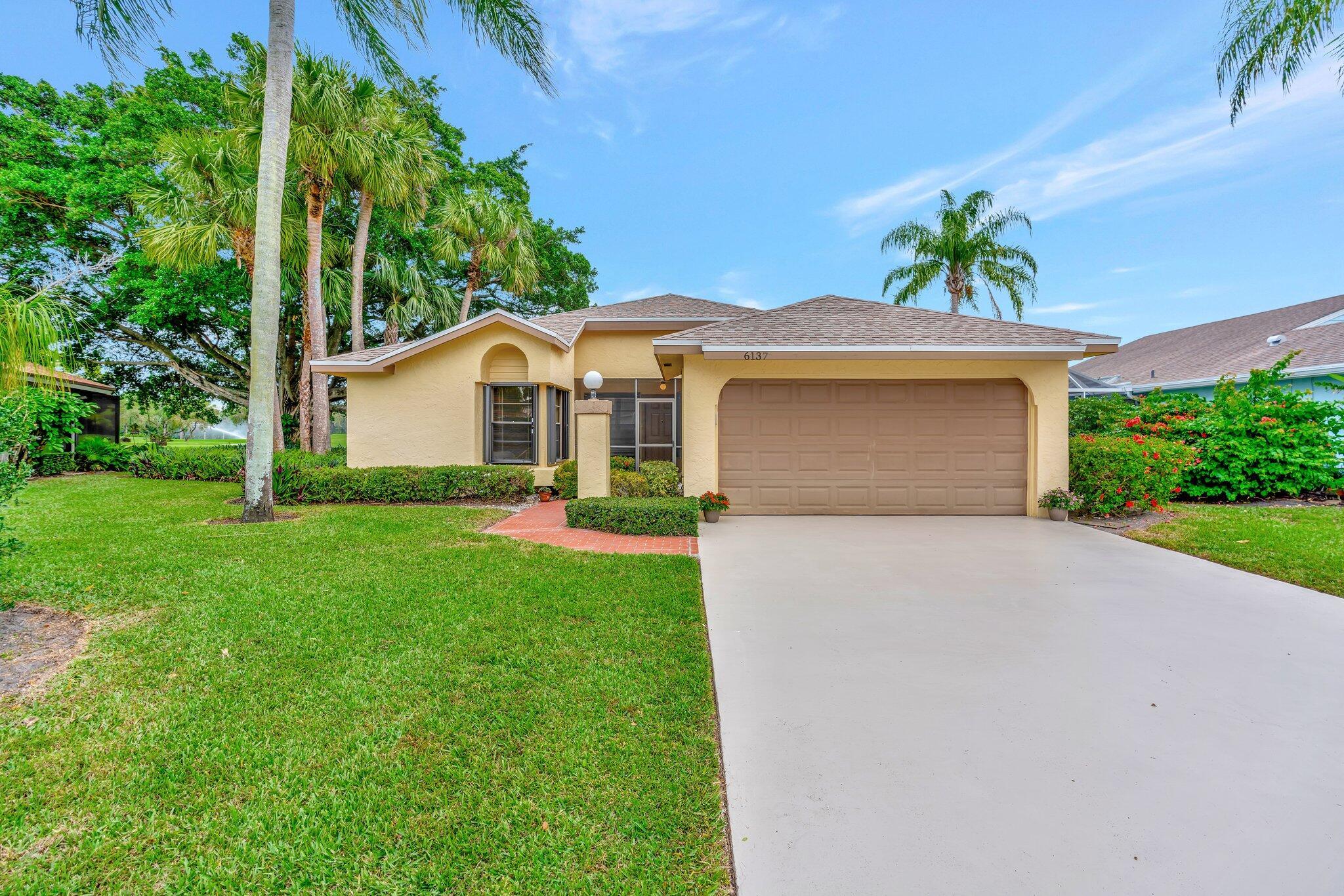 Perfect place, perfect space! NEW ROOF - NEW A/C! Enjoy life at Eastpointe Country Club! This one-story home has been beautifully maintained by the same owners for 22 years. Boasting a spacious living area, formal dining, eat-in- kitchen, 2 bedrooms, a spacious convertible den/office/3rd bedroom, and two full baths. Only minutes to Palm Beach Gardens fine dining and shopping, 15 minutes to the Atlantic Ocean and PBI.