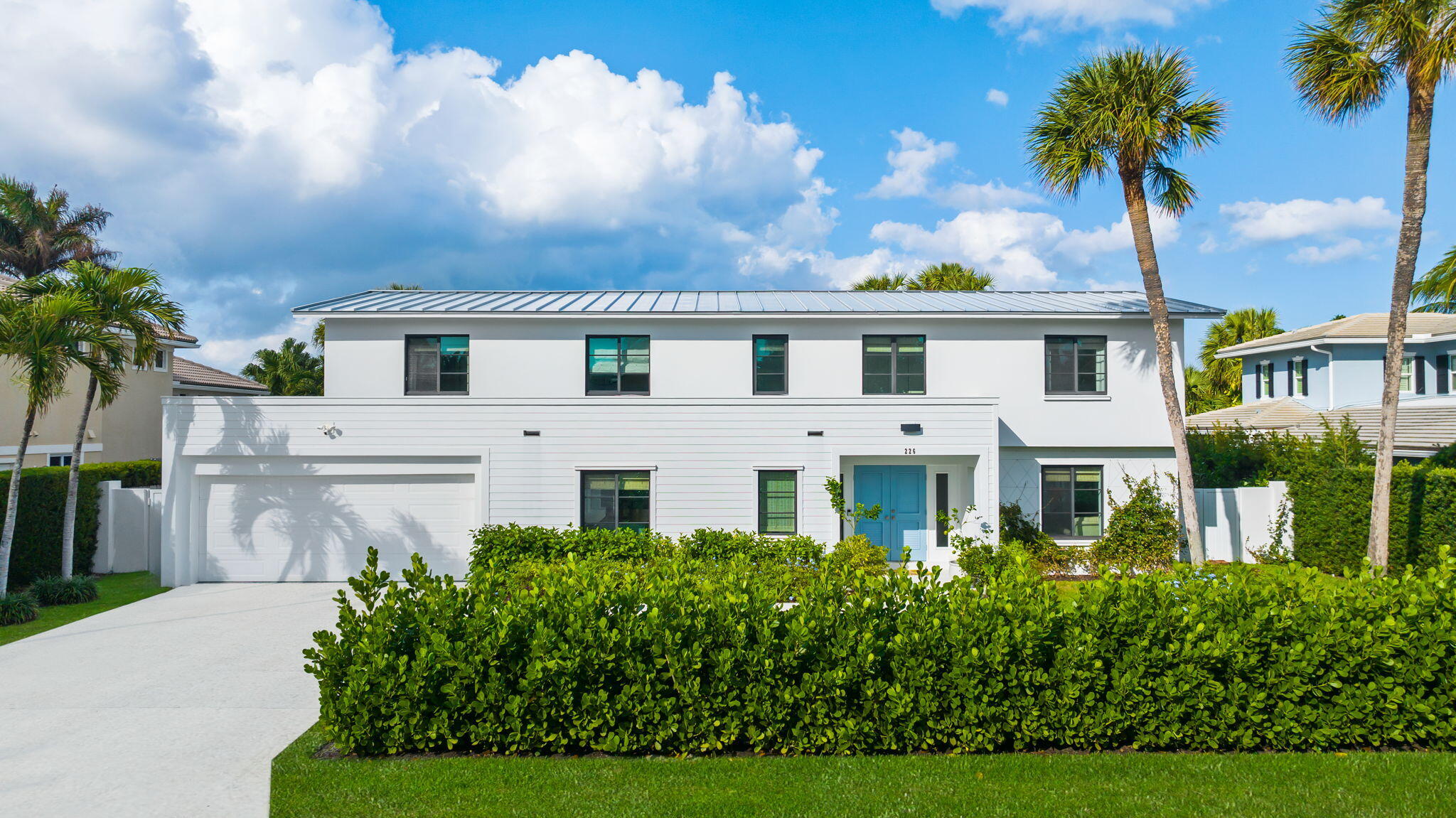 Enjoy the beauty of this renovated coastal residence in the sought-after Jupiter Inlet Colony, an exclusive community comprising 240 residences nestled on the southernmost tip of Jupiter Island. Enveloped by water on all sides--the Atlantic to the east, the Intracoastal to the west, and Jupiter Inlet to the south. Situated on a tranquil interior street, this home, only a 2-minute walk from the beach, underwent a complete renovation in 2018. Adorned with a modern coastal aesthetic, boasting 2 master bedroom suites and 3 additional bedrooms, each equipped with private bathrooms, the home provides ample space for guests. The well-appointed features extend to a spacious kitchen with Bosch appliances and a walk-in pantry, a formal dining area, a living room, a private den/office with an ensuite bathroom, a laundry room, a pool, a patio, outdoor seating, and a generously sized fenced backyard. Further enhancing the allure of this beach home is the Colony's exclusive marina, coupled with its proximity to excellent dining options, golf courses, tennis facilities, and the renowned Maltz Jupiter Theater. Additionally, the residence is conveniently located just 30 minutes from West Palm Beach and the Palm Beach International Airport.
Rented Dec 15th-April 14th, 2025