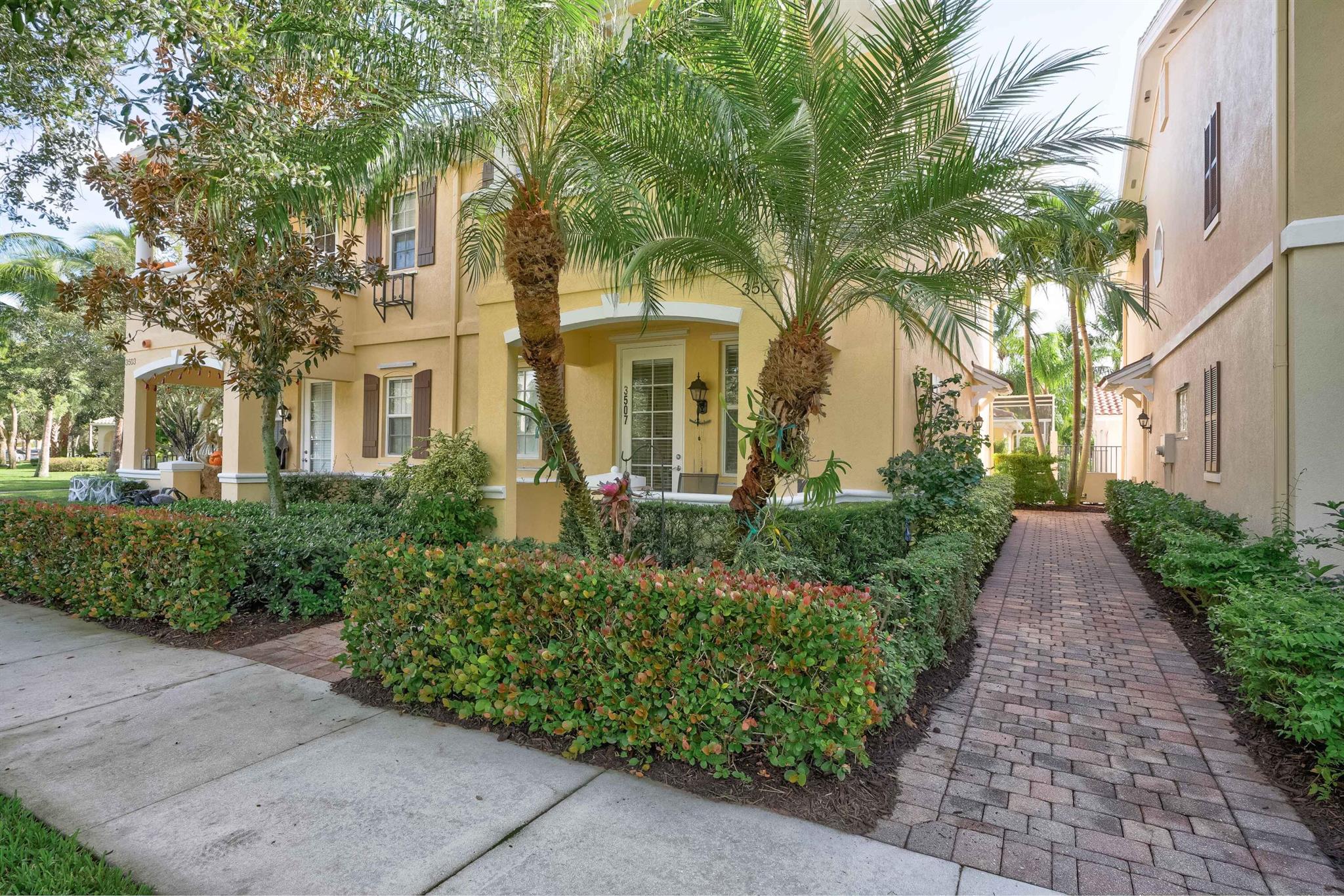 SUNNY 3/3 TOWNHOME IN THE HEART OF ABACOA. This happy home is ideally located across from Tuscany's community pool and fitness center, only a stroll or bike ride away from TownCenter which offers great restaurants, shops and open air entertainment You can catch a Marlins or Cardinals spring training game or play golf at the public course. This home offers a fresh, updated white kitchen with new S/S appliances The two spacious master bedrooms have ample closet space, ceiling fans and en-suite bathrooms. The stylish living room has built-in cabinets and sliding plantation shutters that overlook the screened-in, patio, perfect for relaxing or entertaining. Central vacuum, 2 car garage, washer/dryer