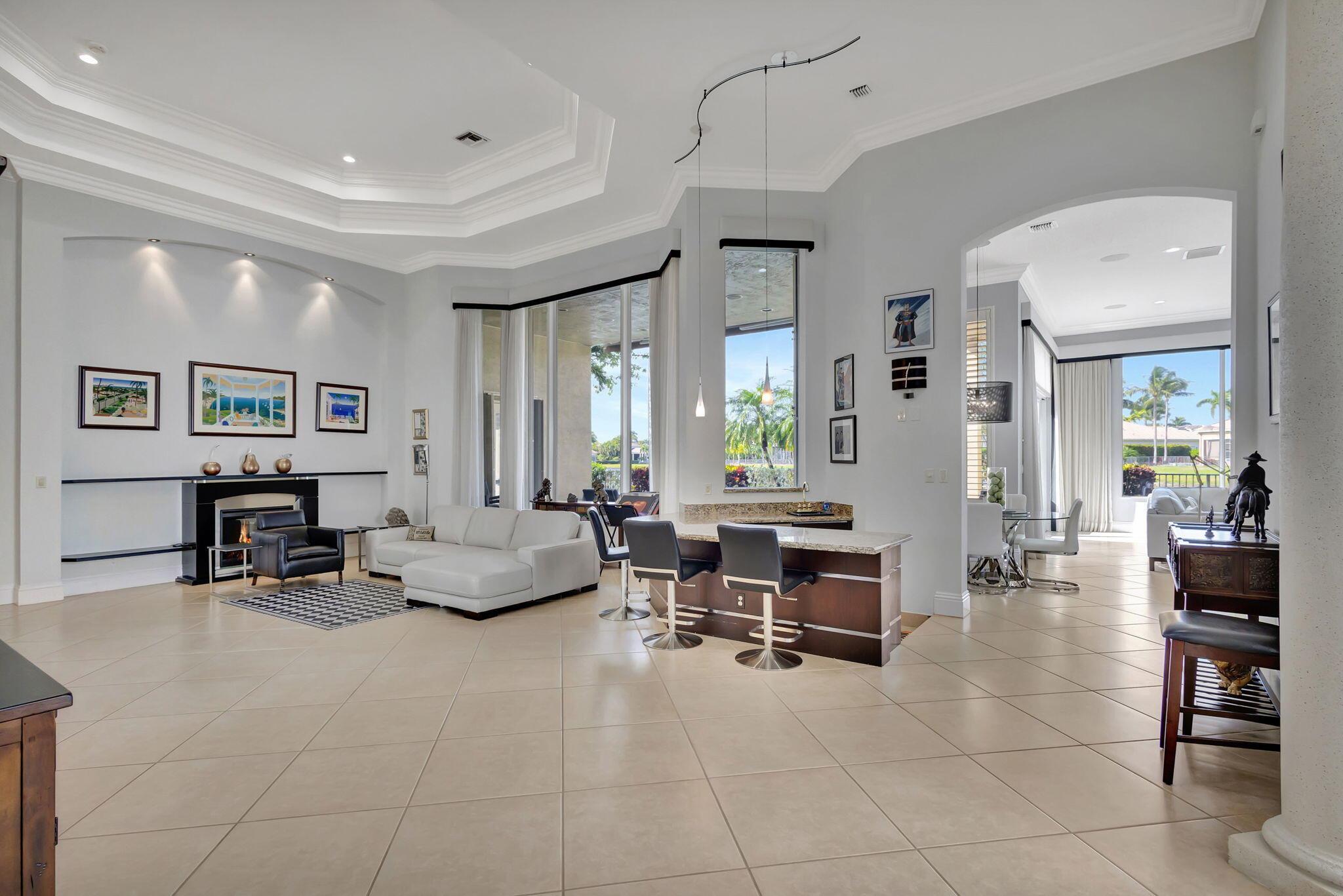 Photo 8 of home located at 203 Via Emilia, Palm Beach Gardens FL