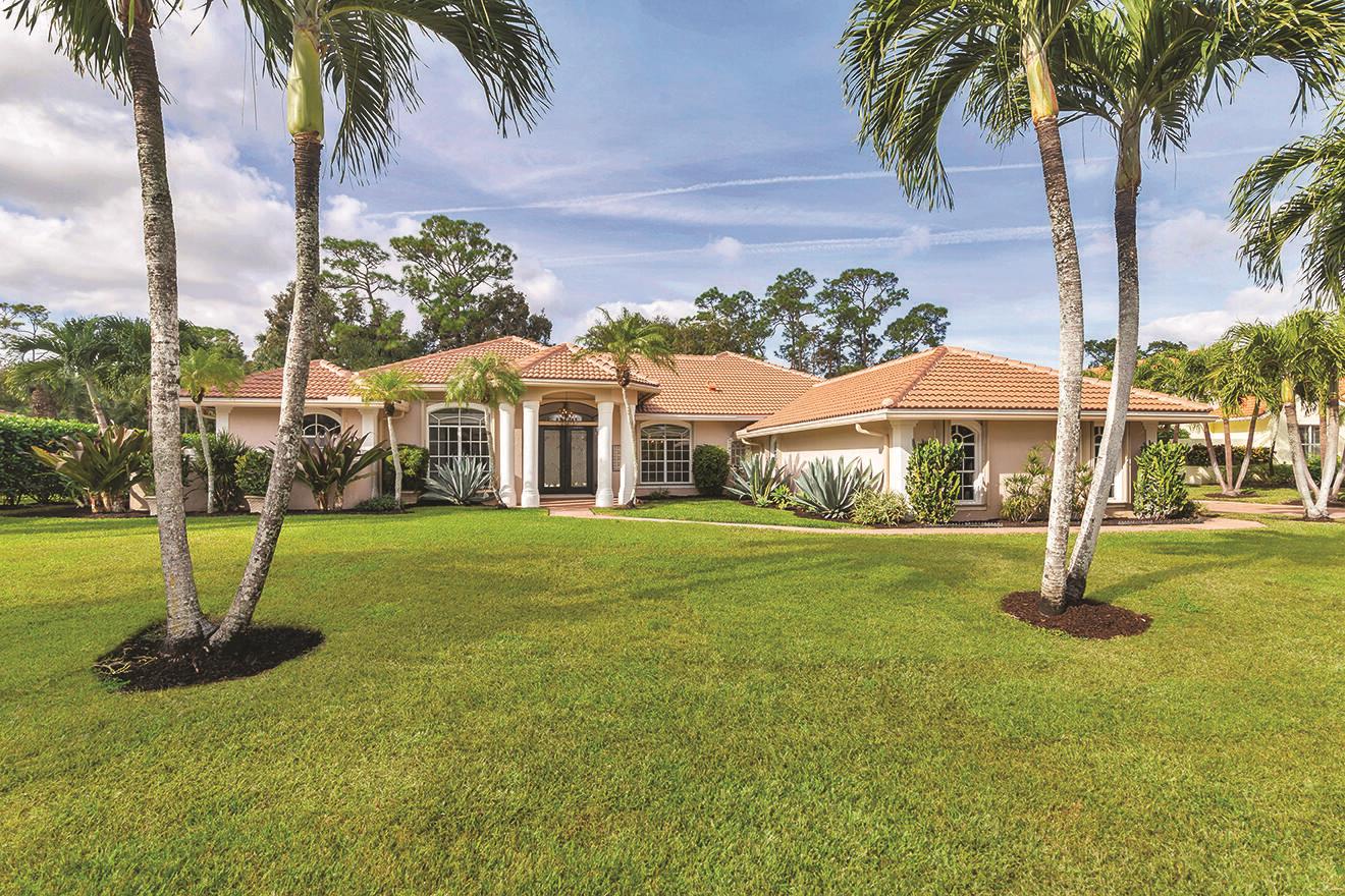 1627 Mayacoo Lakes Boulevard, West Palm Beach, Florida 33411