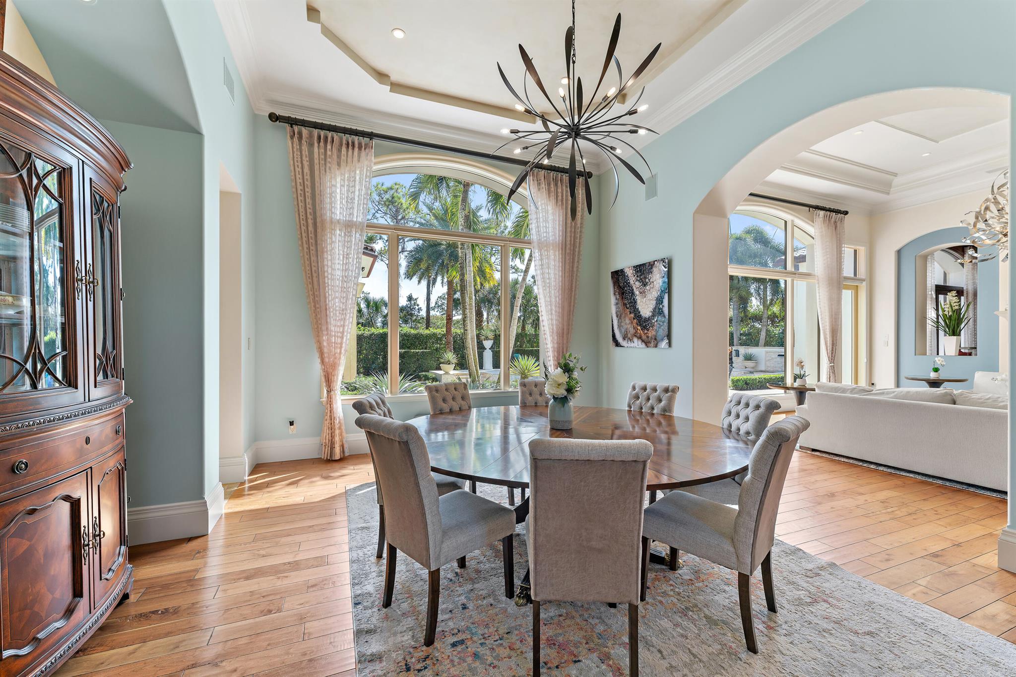Image to showcase the property located at 135 W Bears Club Drive