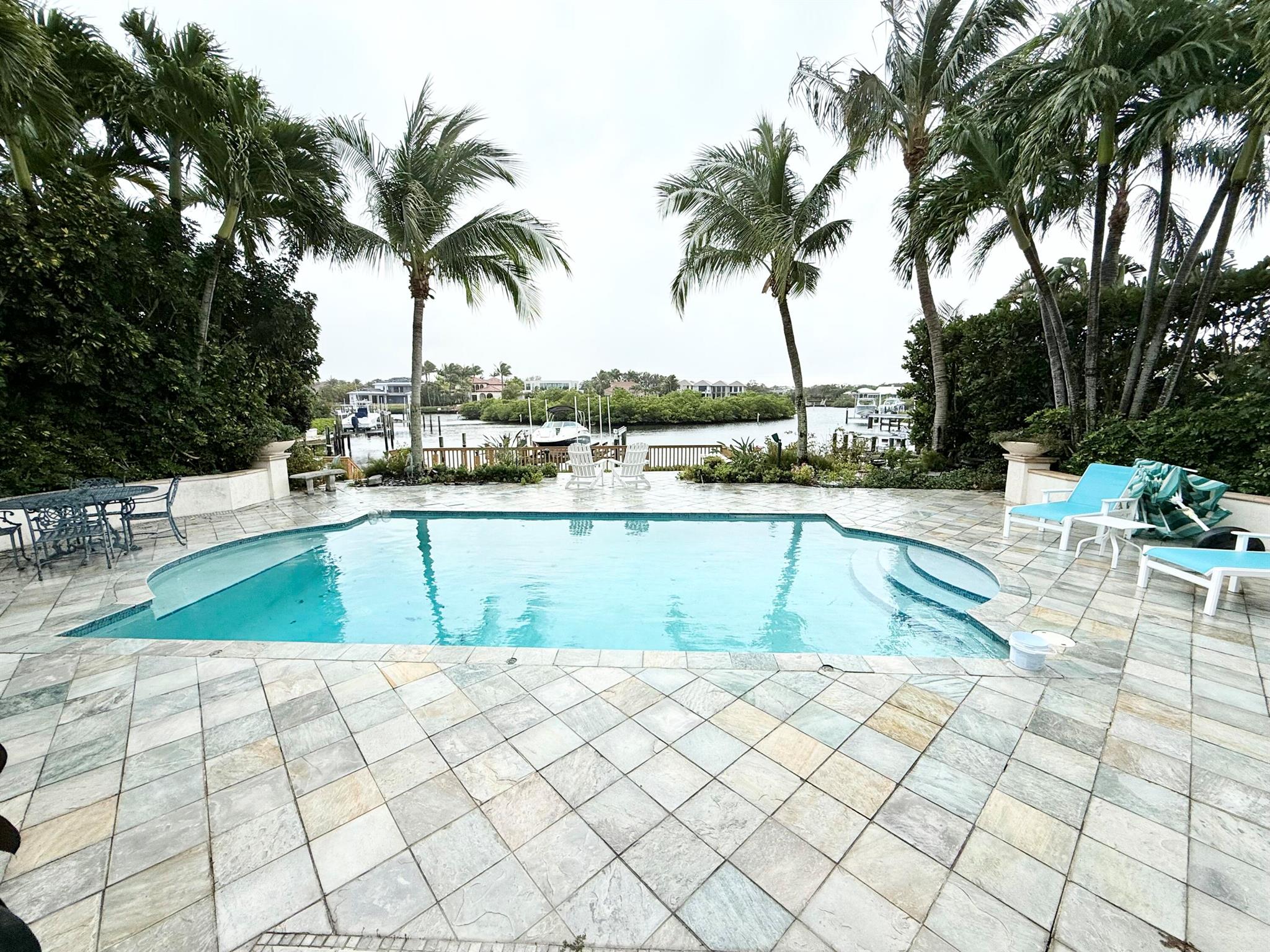 Photo 11 of home located at 251 Regatta Drive, Jupiter FL
