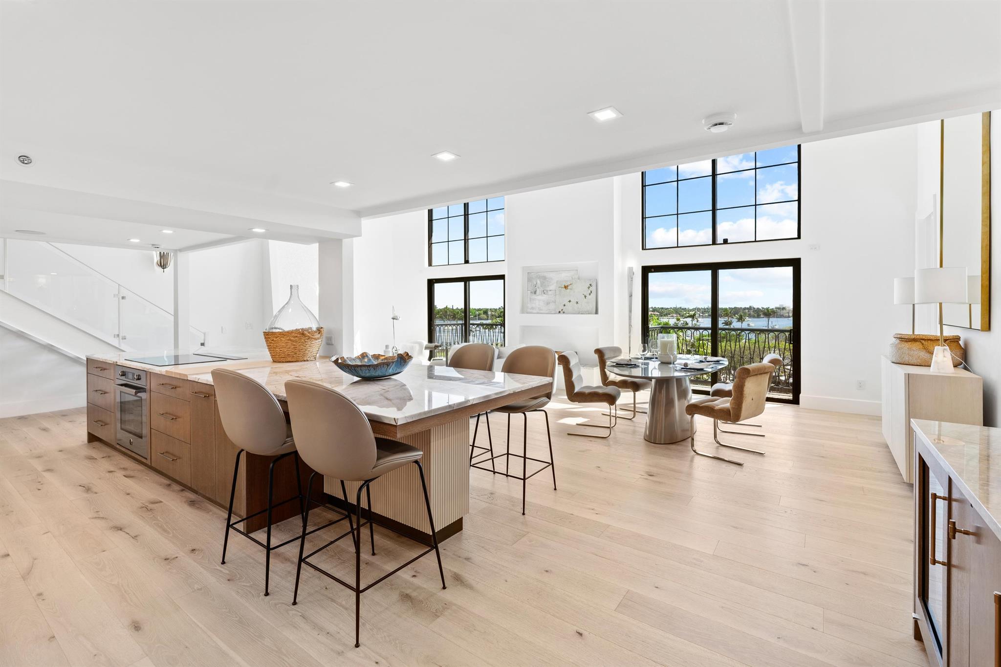 Image to showcase the property located at 101 N Clematis Street 412