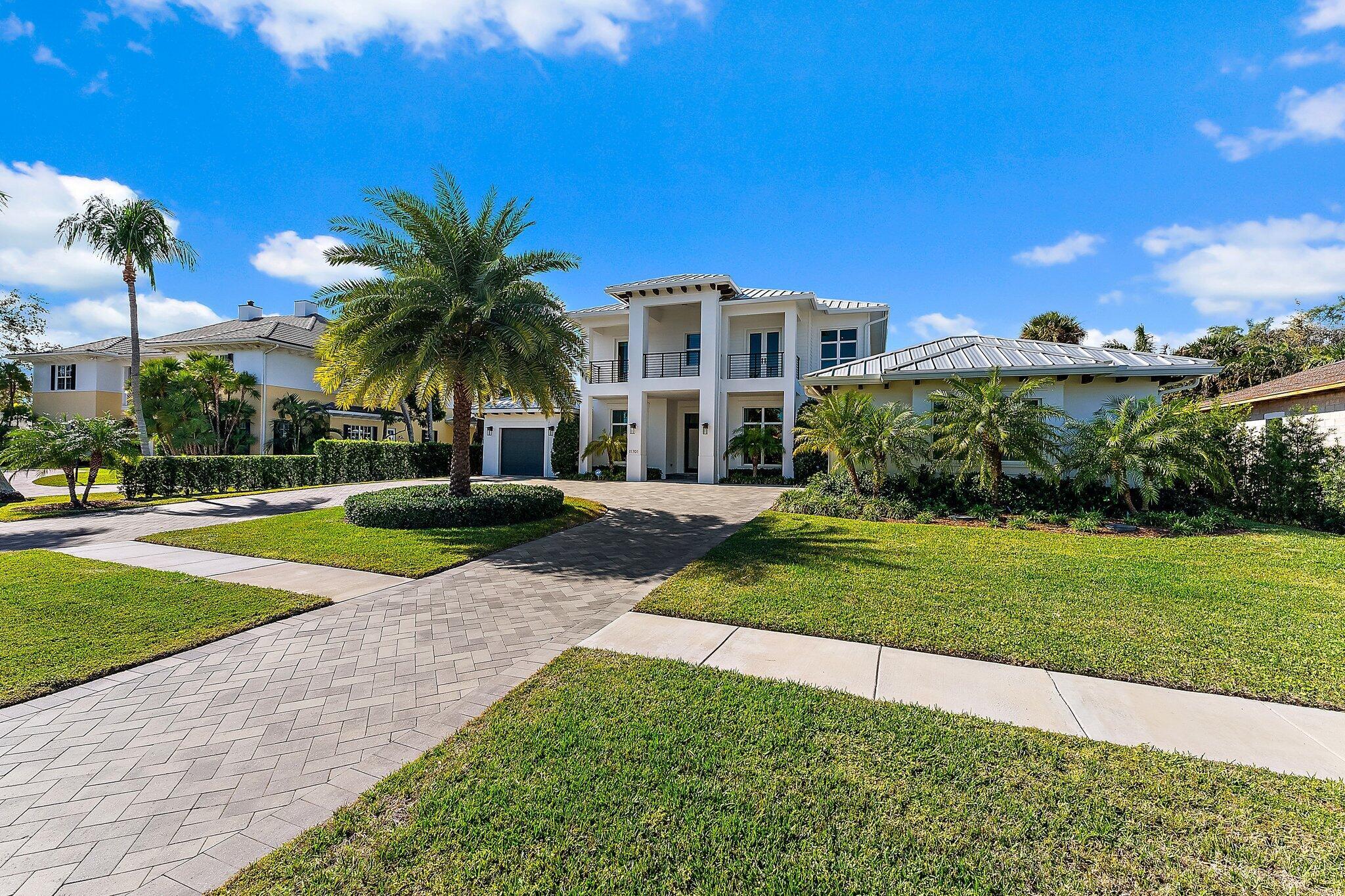 Showcase Image of listing 11701 Lake Shore Place