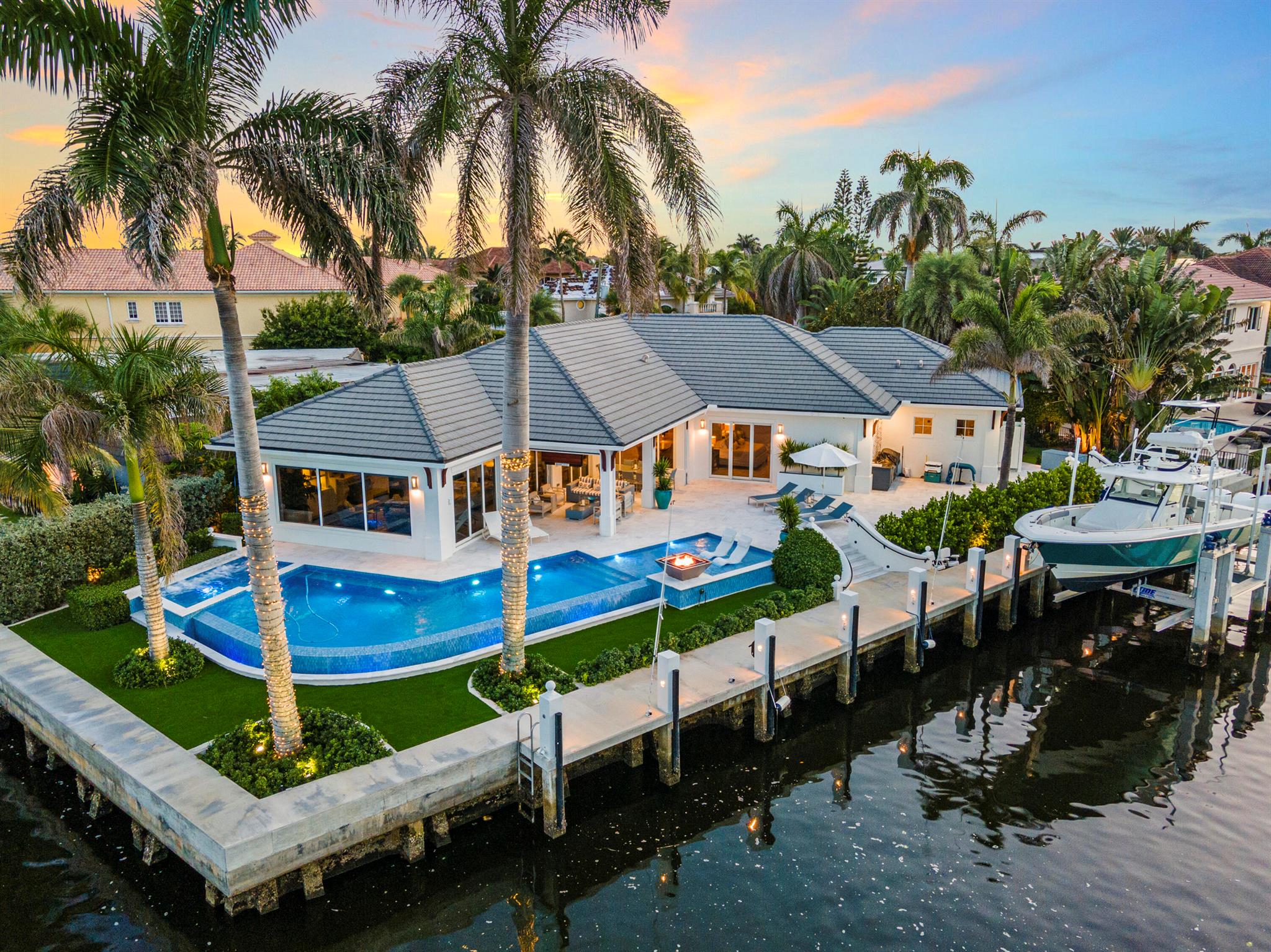 975 Banyan Drive
