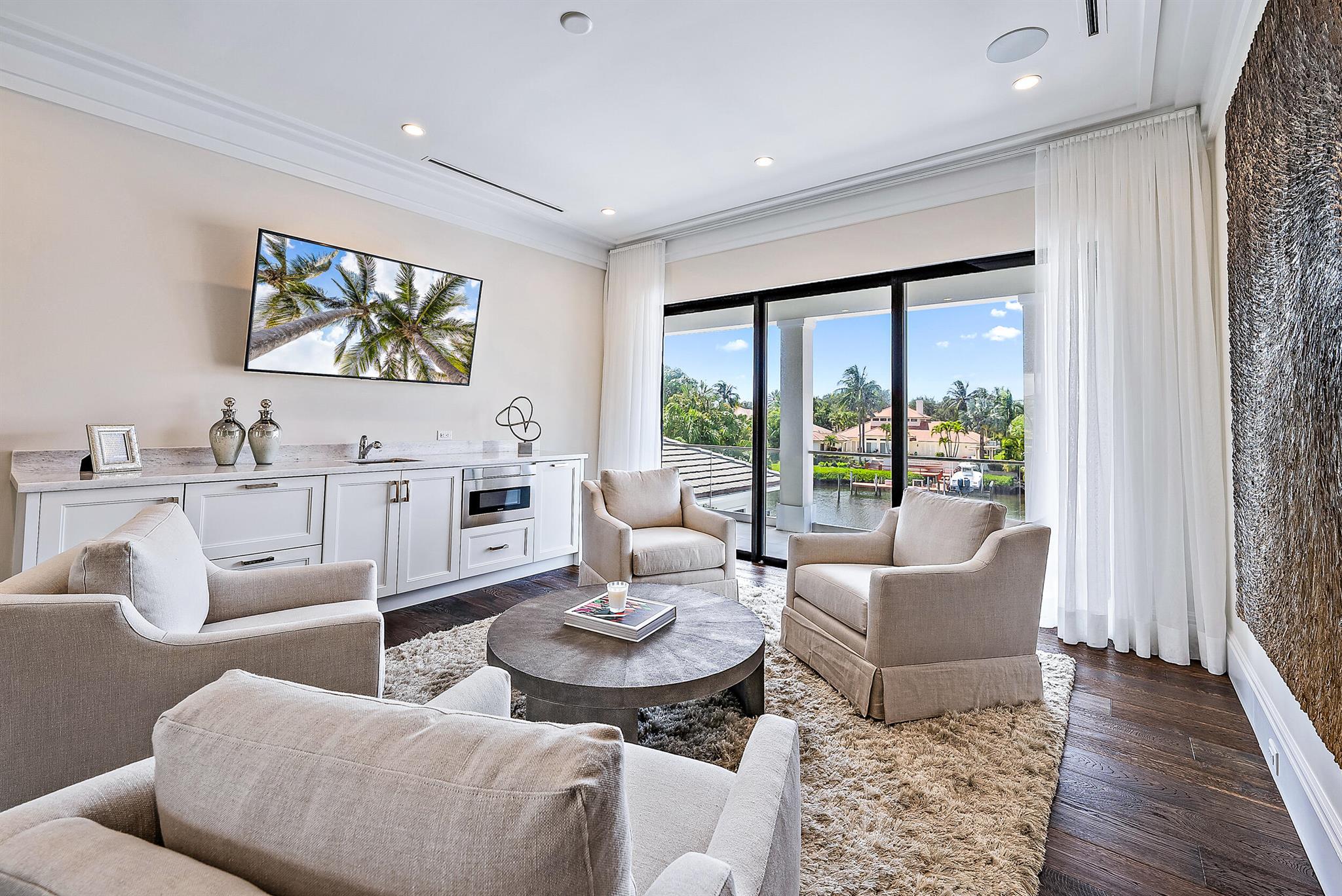 Photo 26 of home located at 107 Quayside Drive, Jupiter FL