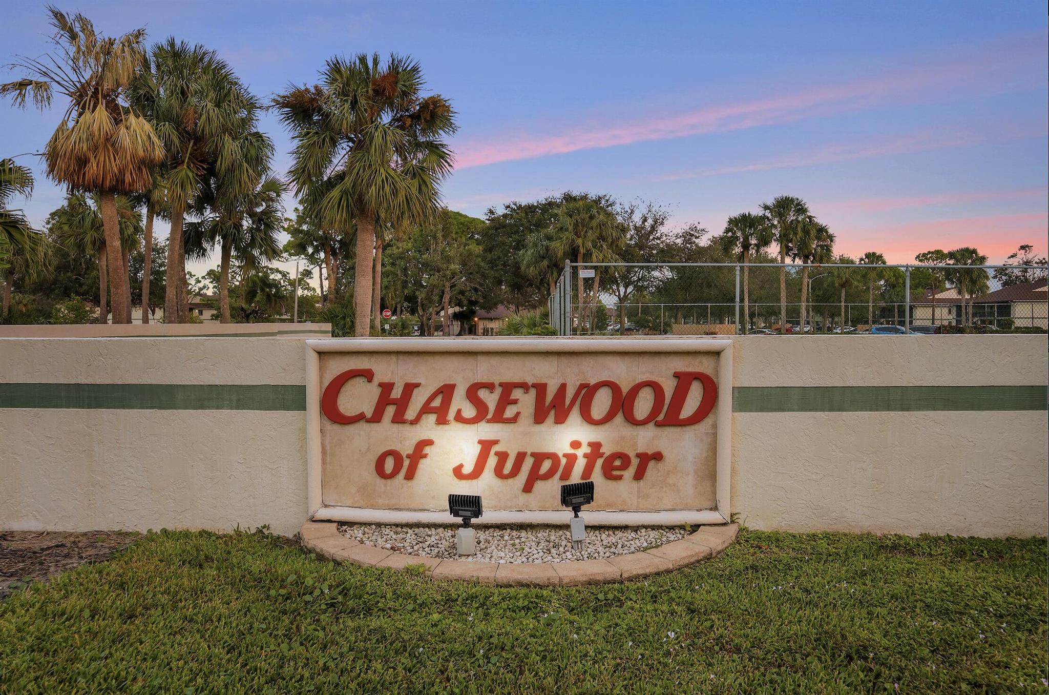 This beautifully remodeled 2-bedroom, 2-bathroom townhome in the heart of Jupiter is a must-see! Featuring modern updates throughout, including brand-new flooring, a gourmet kitchen with stainless steel appliances, and a luxurious master suite, this home is perfect for anyone seeking style and comfort. Enjoy a private screened-in patio, fresh interior finishes, and a location just minutes from shopping, dining, highways and Jupiter's beautiful beaches. Move-in ready and waiting for you to call it home!