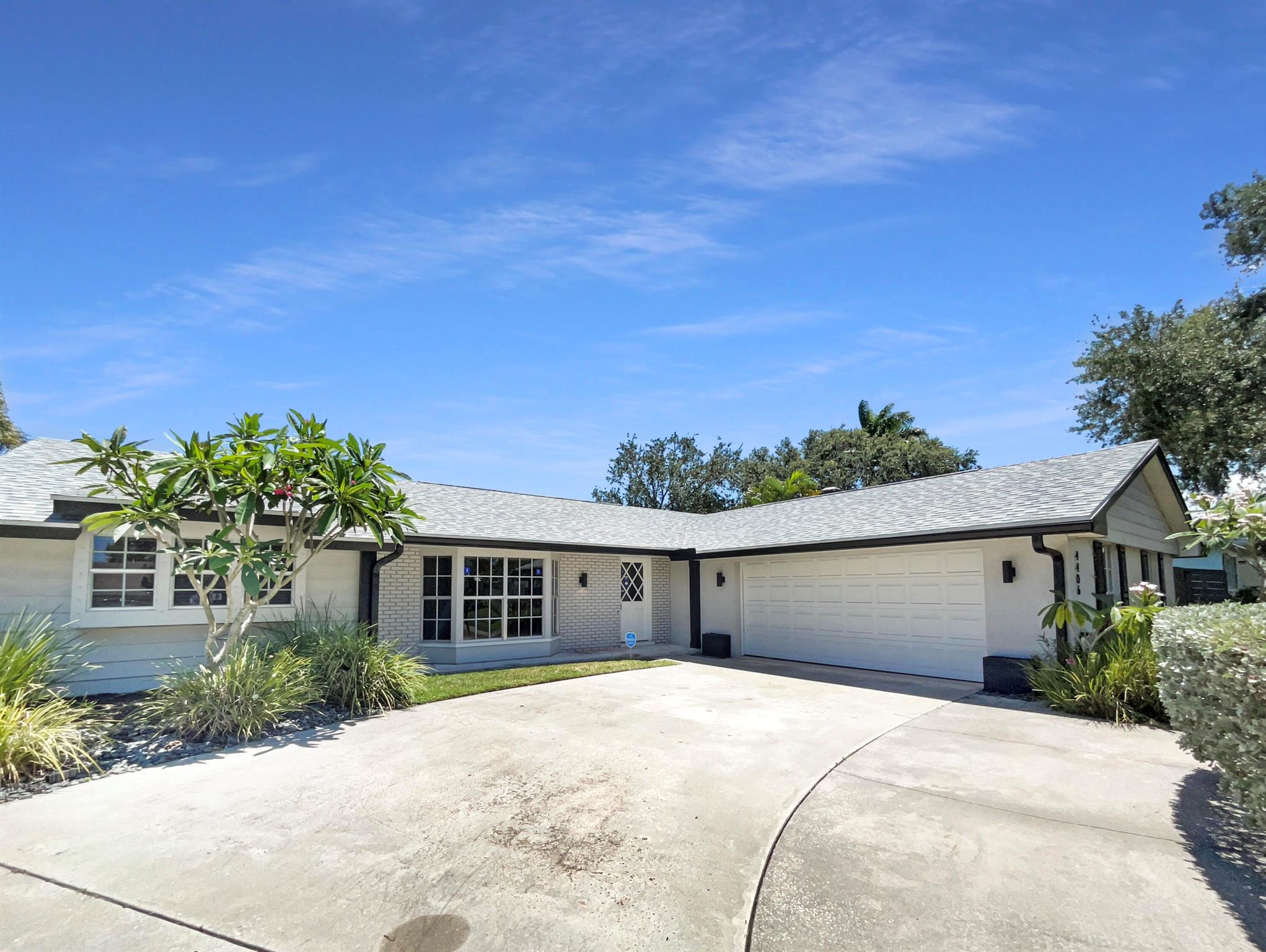 4406 Daffodil Circle, Palm Beach Gardens, Florida 33410