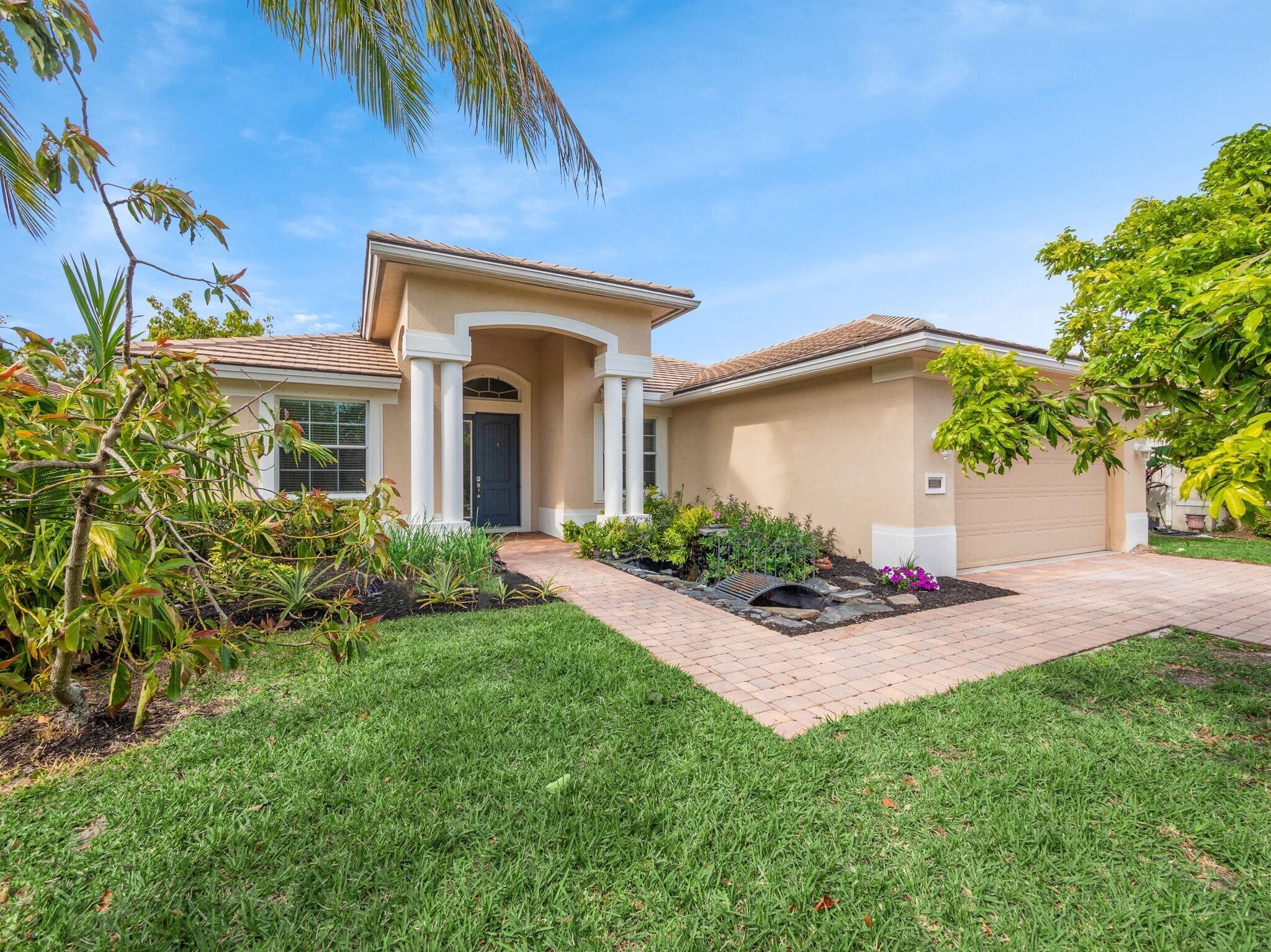 GRAND CBS HOME with volume ceilings and a fantastic floor plan. SOLAR-POWERED, a $43K system. UV HVAC system. Located in Windemere Reserve's newer section;  WALKING DISTANCE to the community PARK or LA Fitness, coffee shop... OPEN CONCEPT living / SPLIT FLOOR PLAN arrangement. Kitchen opens to family room and dining areas. 4 spacious bedrooms and 2 baths, including an ON-SUITE PRIMARY, a separate formal dining room, and a 2-CAR GARAGE. 4th bedroom can also serve as an office. This home is perfect for family life, and entertainment.  Step out back to the organic garden featuring a variety of productive FRUIT TREES. This PET FRIENDLY COMMUNITY offers a PARK w/adult workout equipment, basketball, & playground. Highly DESIREABLE SCHOOL DISTRICT...