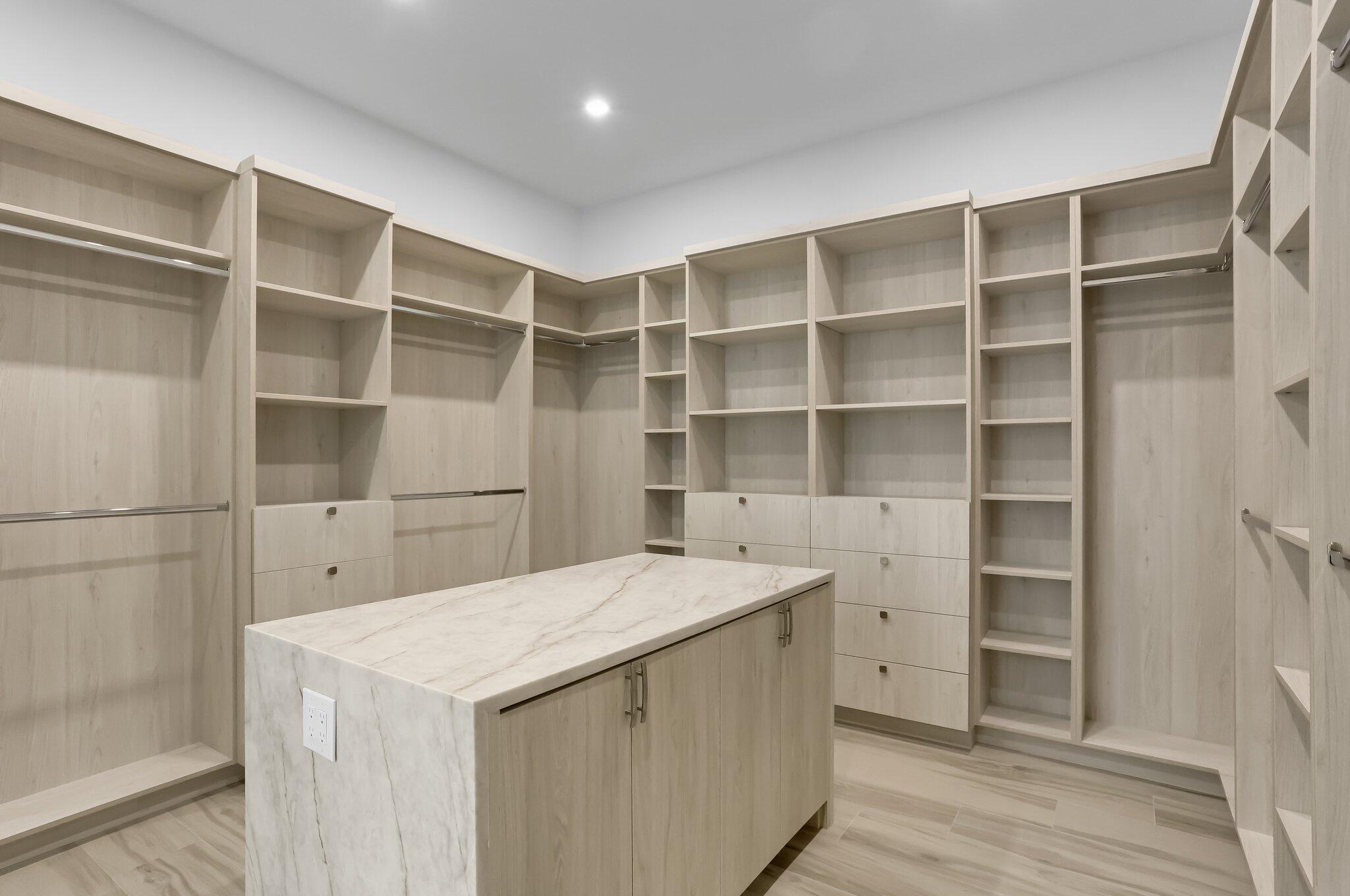 237 NE 11th Street