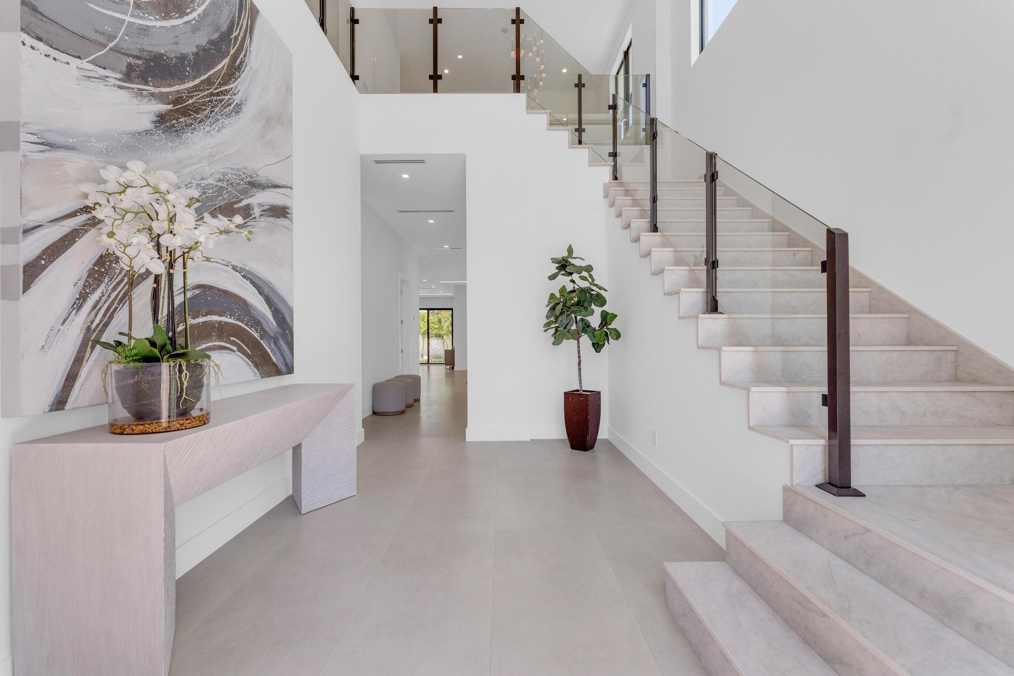 237 NE 11th Street
