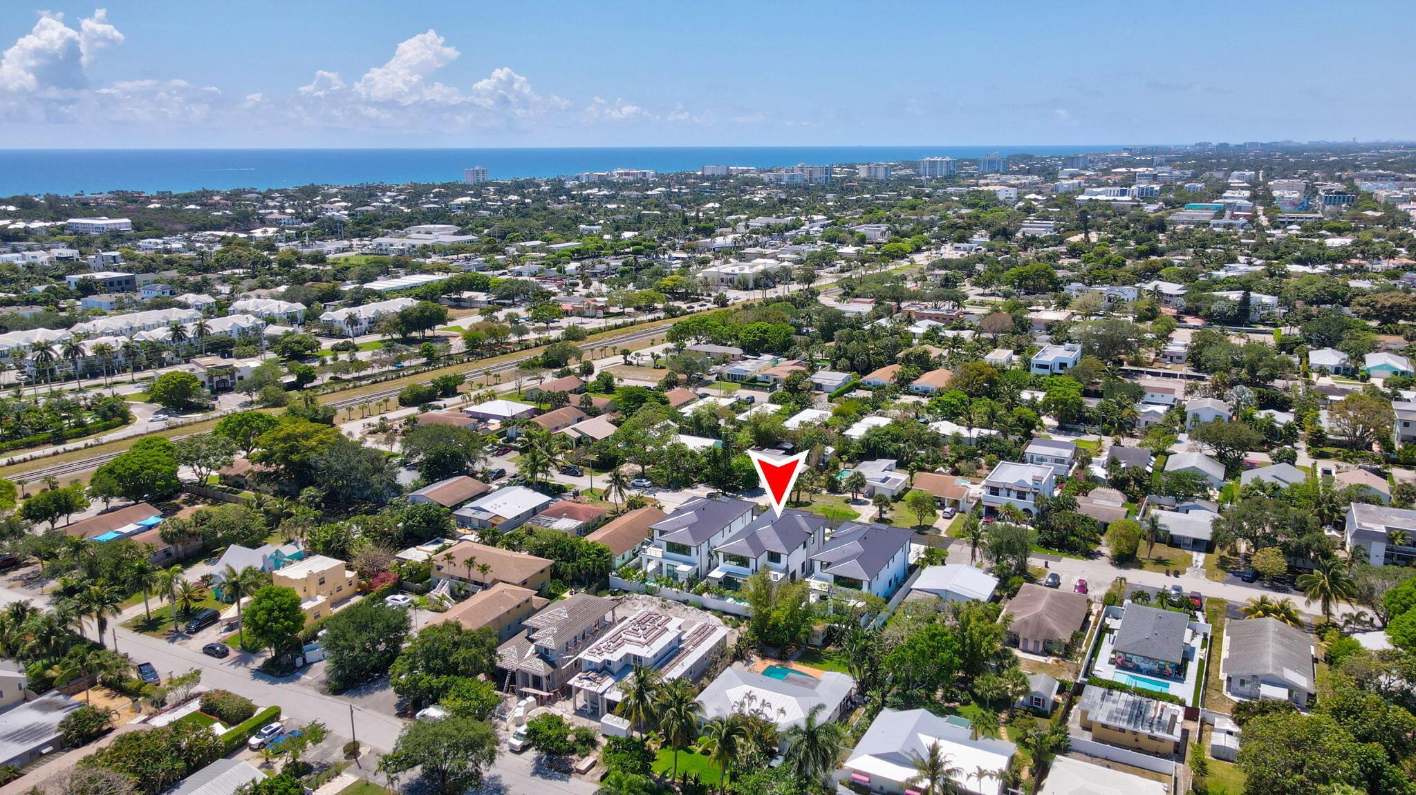 237 NE 11th Street