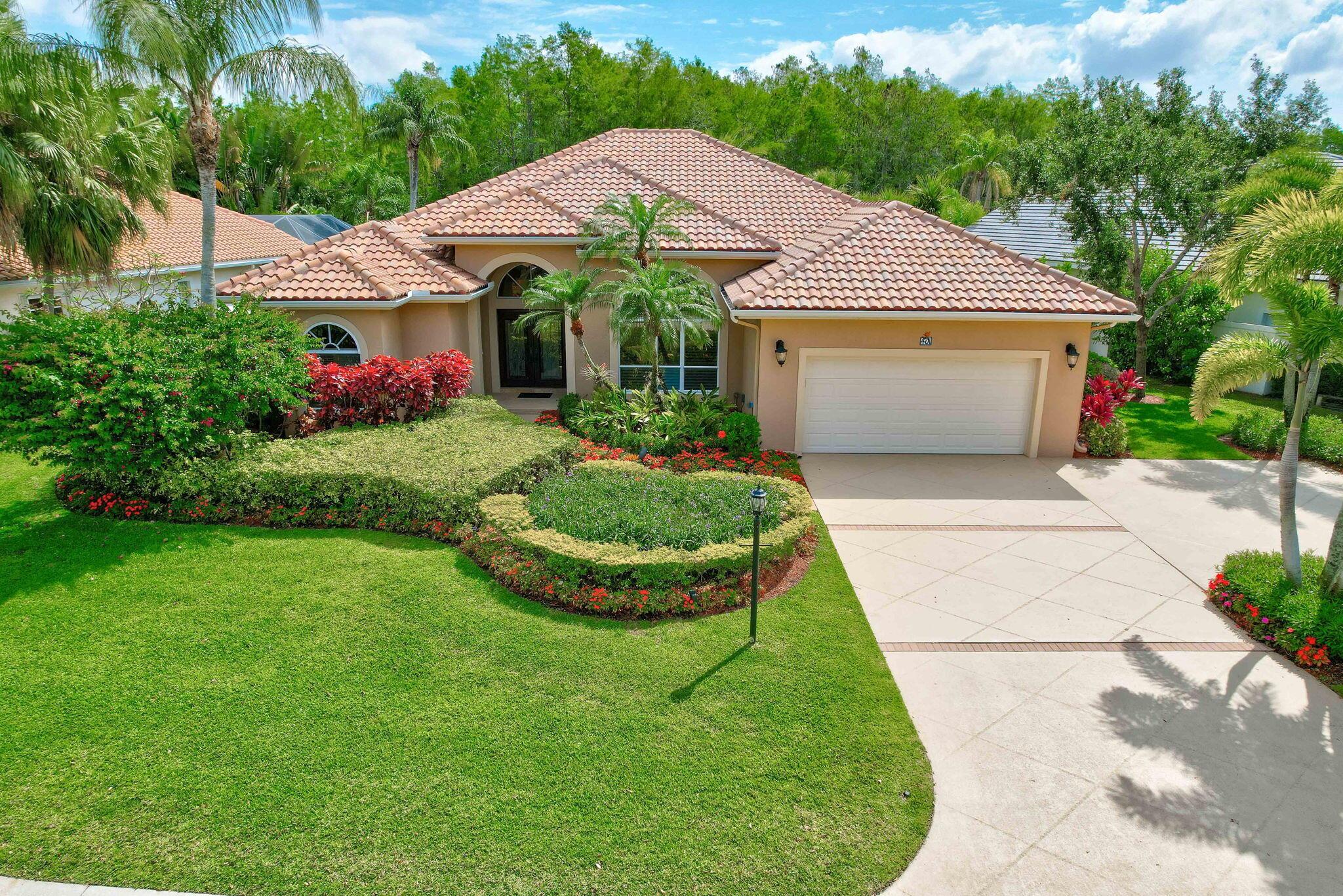 40 Cayman Place, Palm Beach Gardens, Florida 33418
