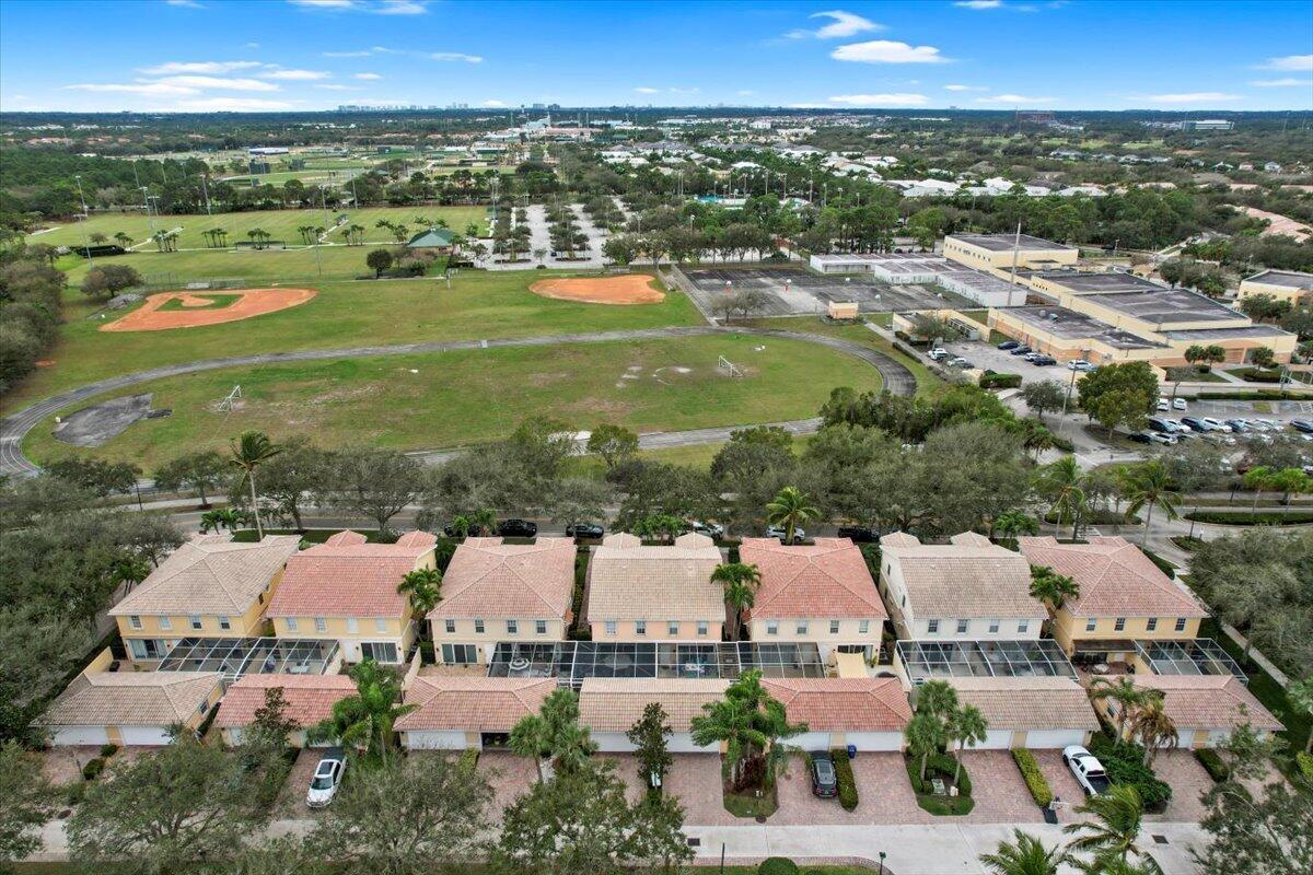 Photo 31 of home located at 1609 Jeaga Drive, Jupiter FL