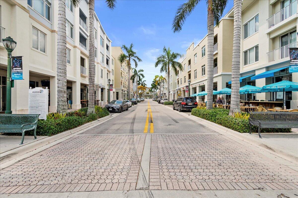 Photo 42 of home located at 1609 Jeaga Drive, Jupiter FL