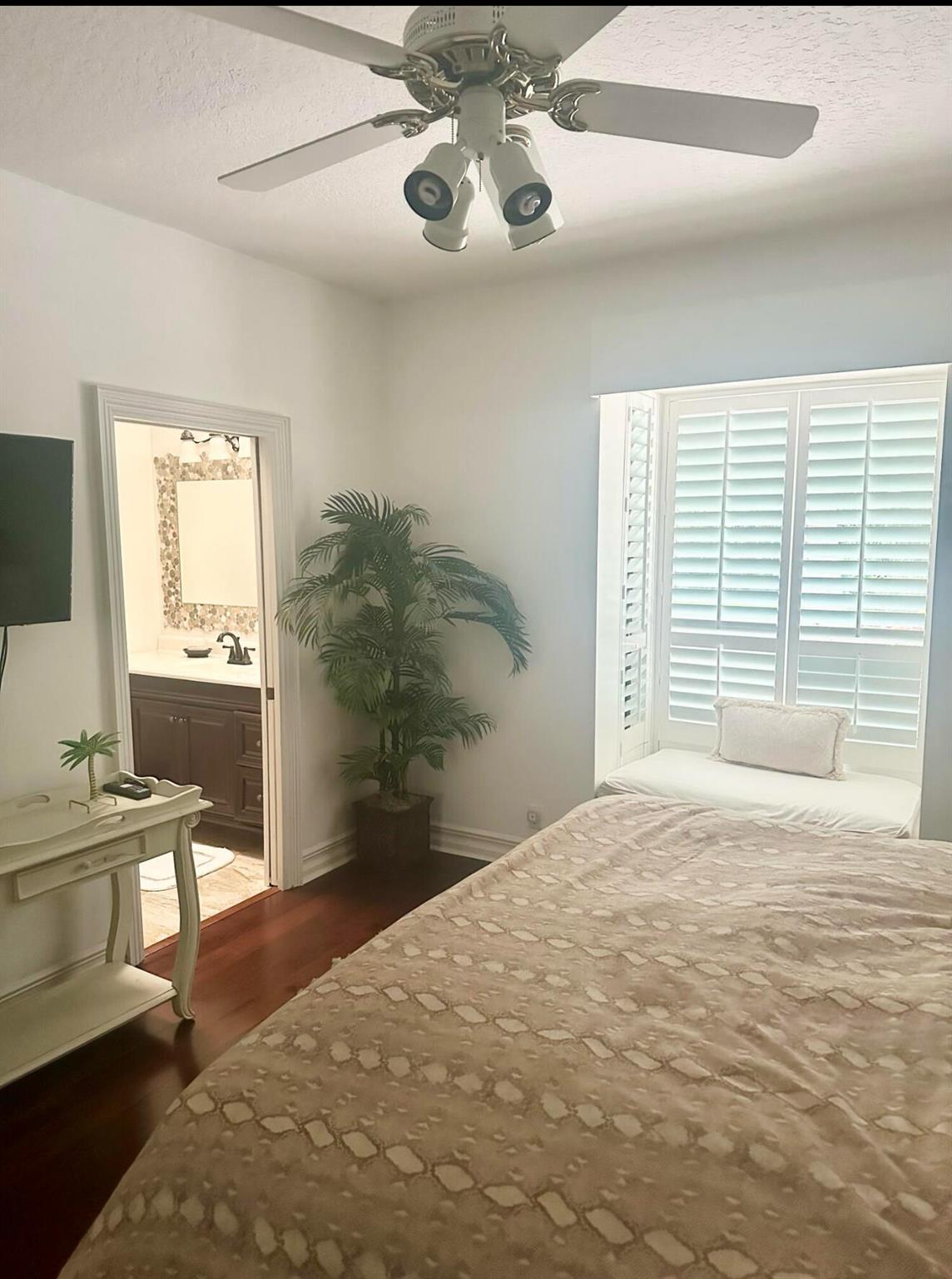 Photo 31 of home located at 191 Commodore Drive, Jupiter FL