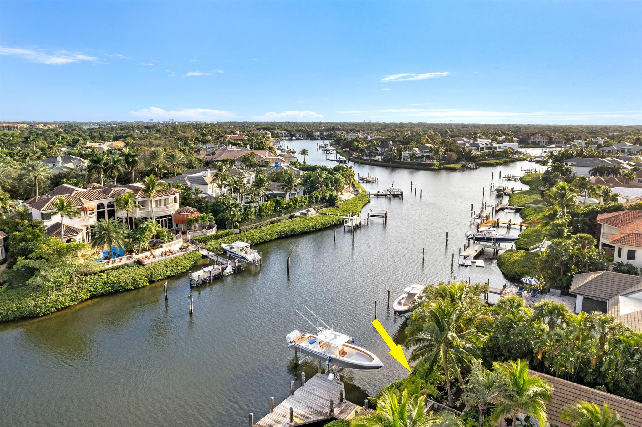 Photo 4 of home located at 191 Commodore Drive, Jupiter FL