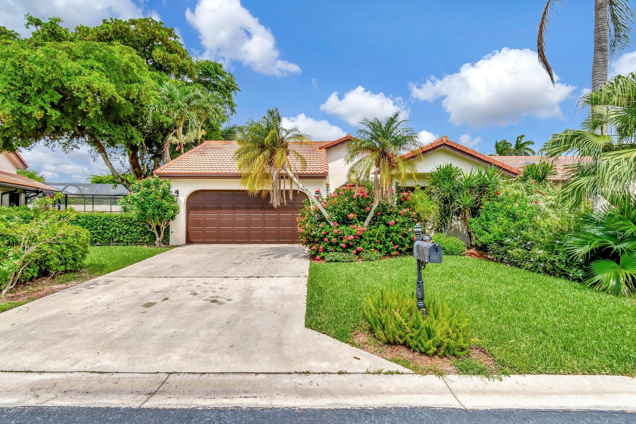 House for Sale in Boca Raton, FL