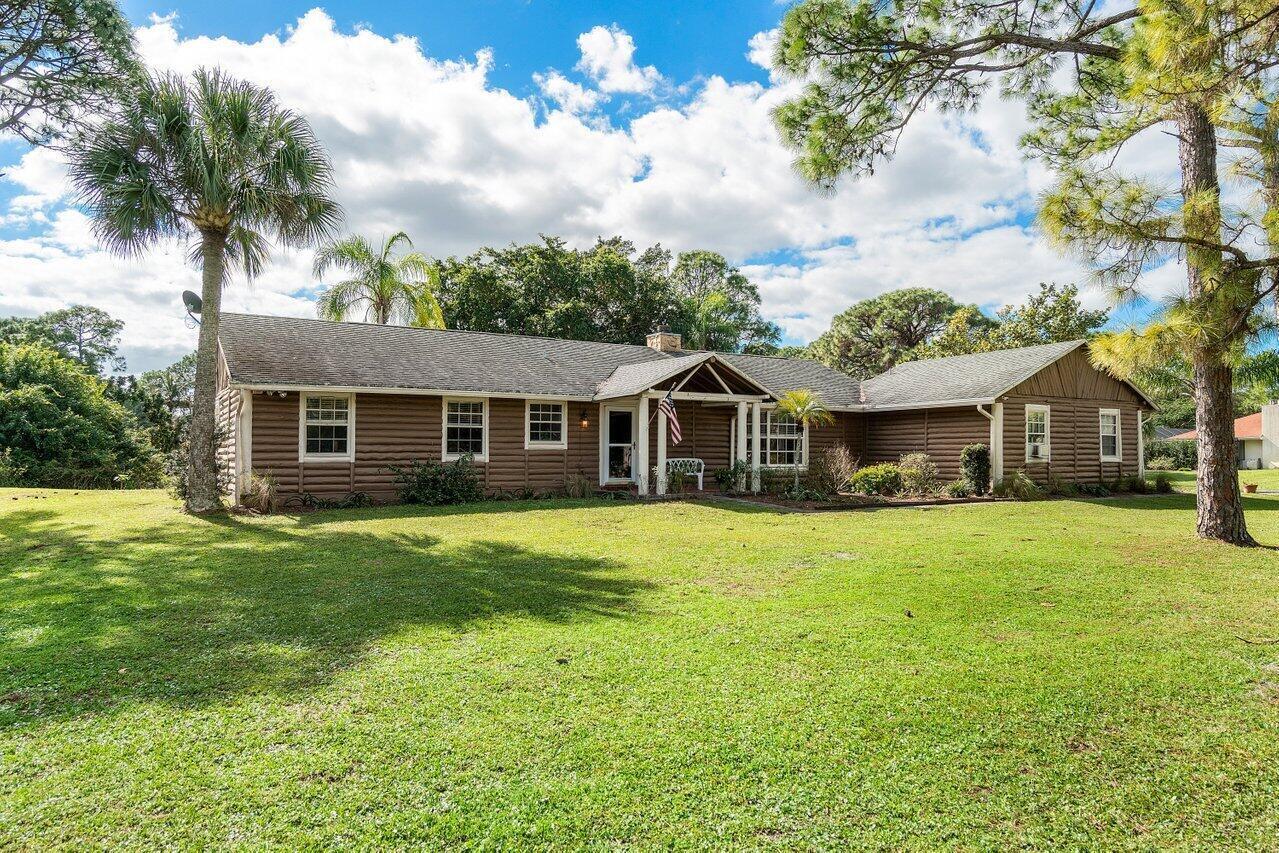 Image to showcase the property located at 6752 146th Road N