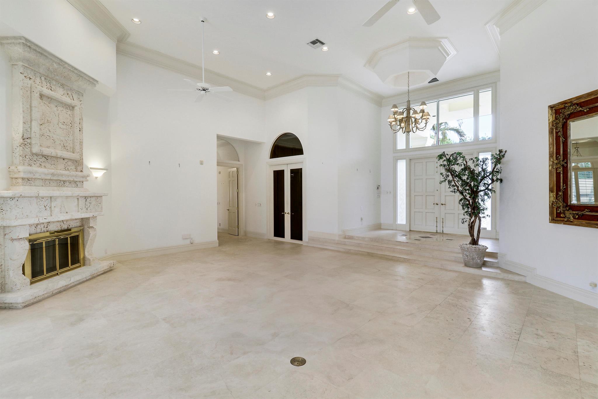 Photo 1 of home located at 367 Eagle Drive, Jupiter FL