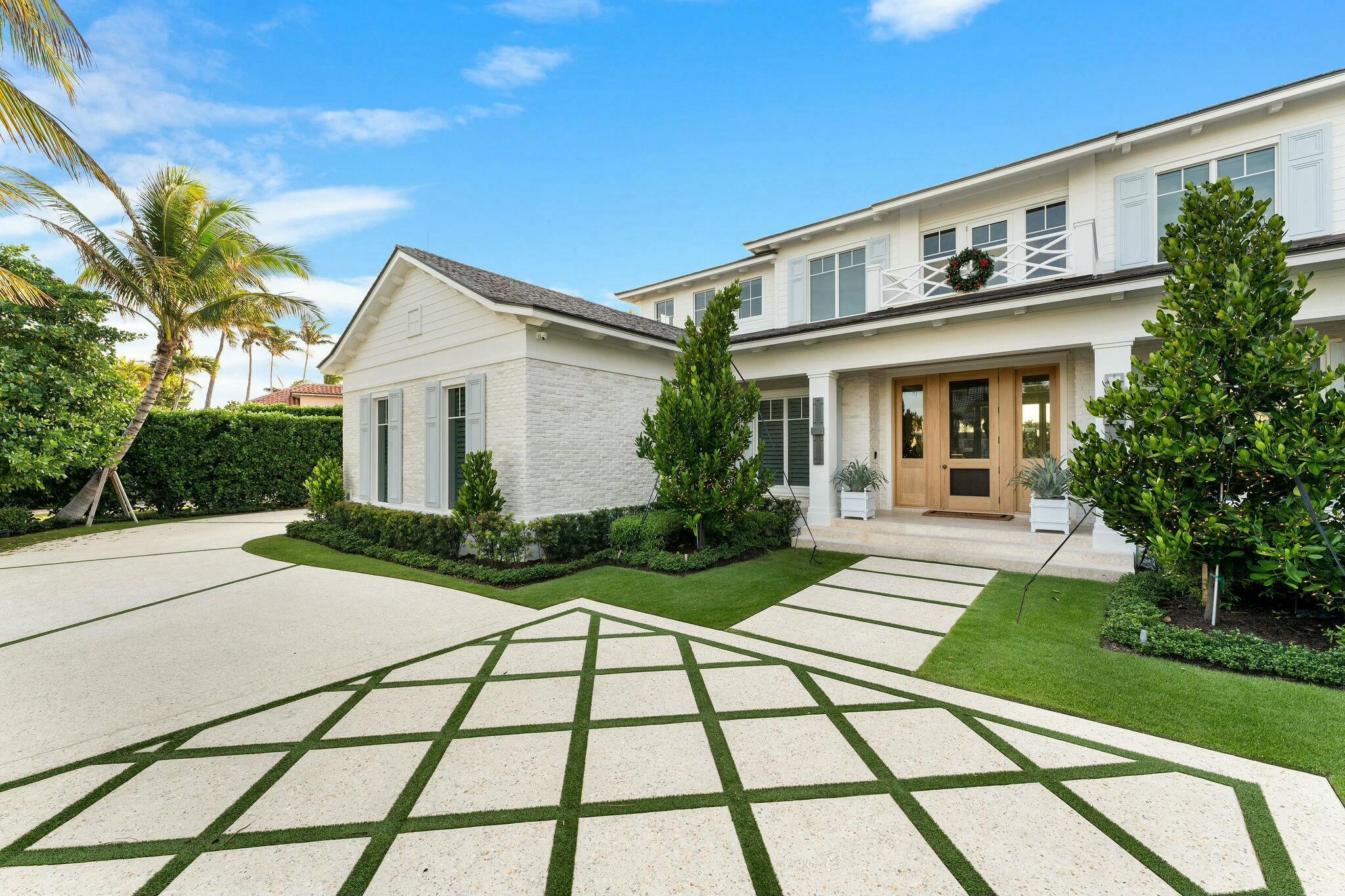 Image to showcase the property located at 11329 Turtle Beach Road