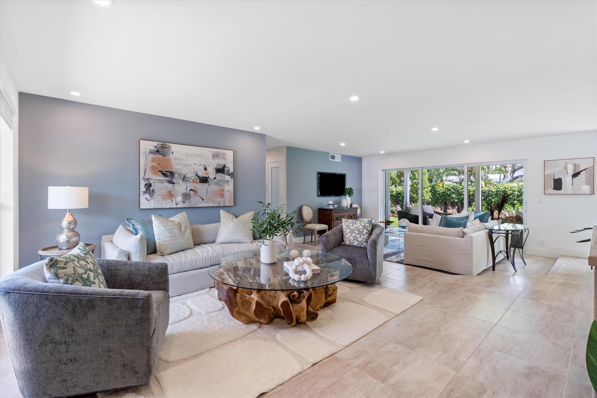 100 NW 18th Street