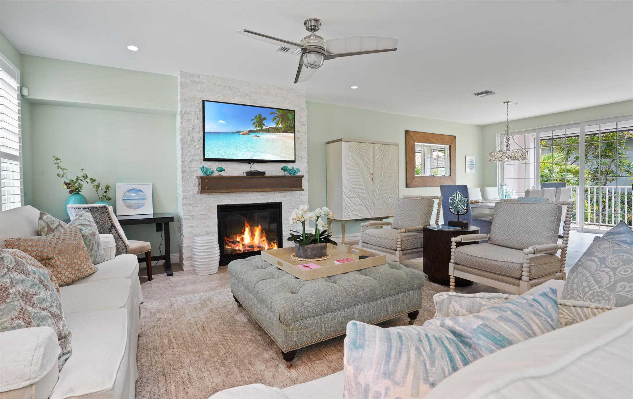 Image to showcase the property located at 270-C Mercury Circle