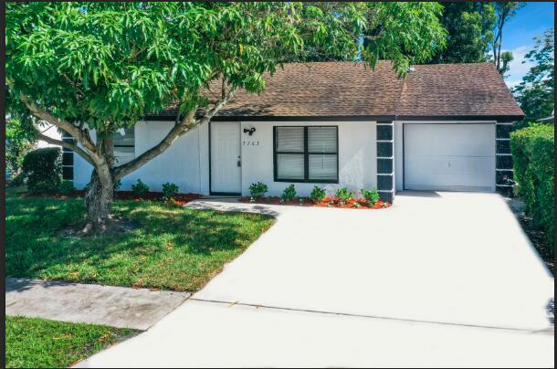 5763 Ellis Hollow Road, Lake Worth, Florida 33463
