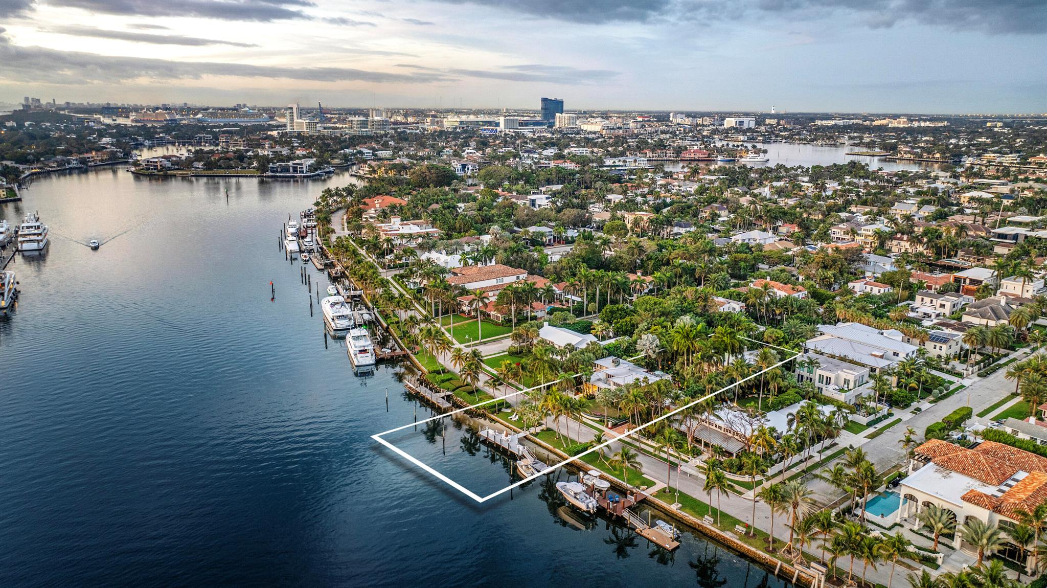 615 Idlewyld Drive Fort Lauderdale, FL 33301