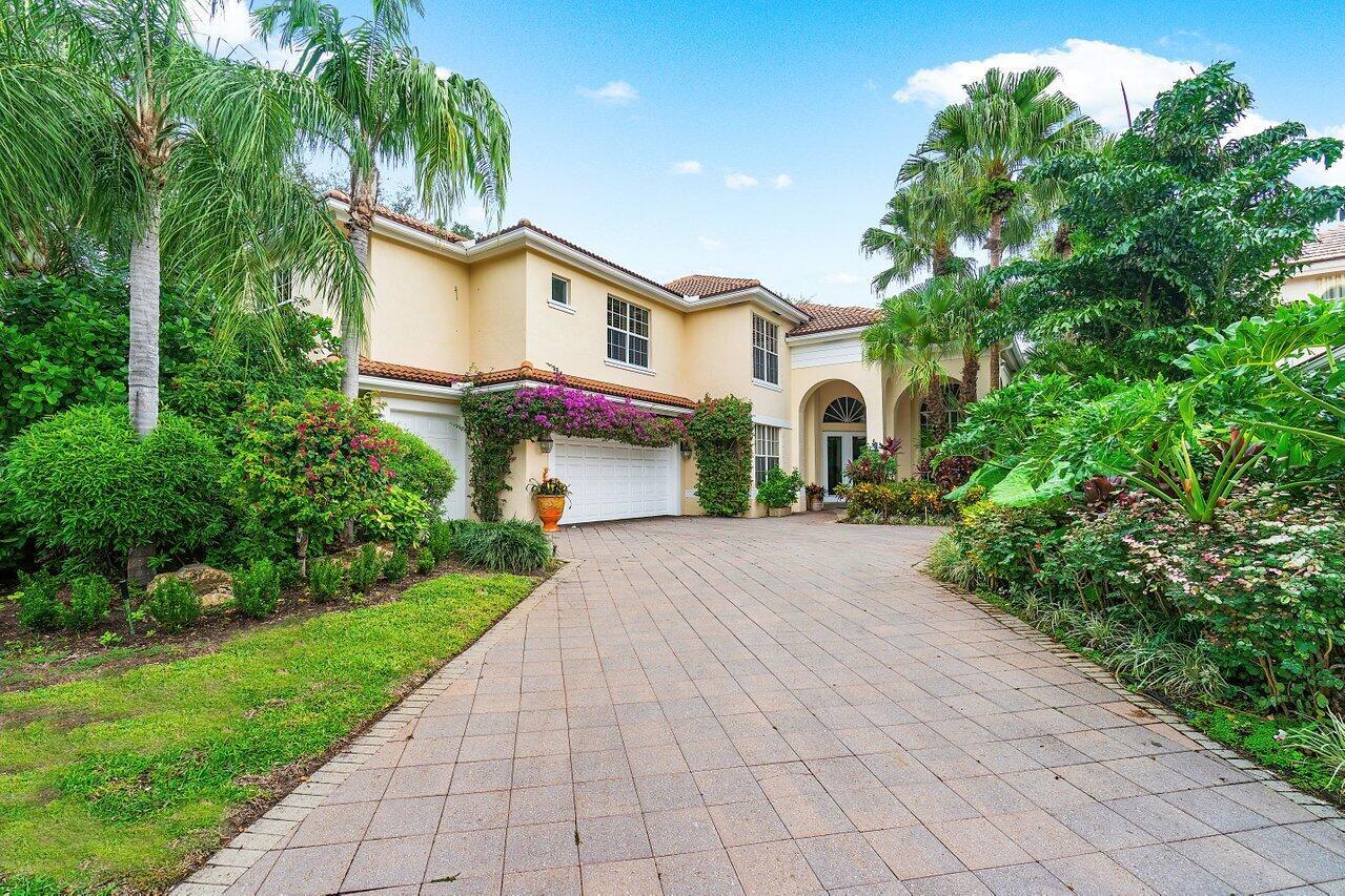 Light and bright pool home nestled in the golf and beach club of Frenchmans Creek. This extended patio residence offers 6 bedrooms, 7.1 baths plus an office and is filled with natural light. All guest bedrooms have ensuite baths. The outdoor space is perfect for entertaining with sparkling pool & spa, covered and open patio, lush gardens, and waterway. Call for a tour today.