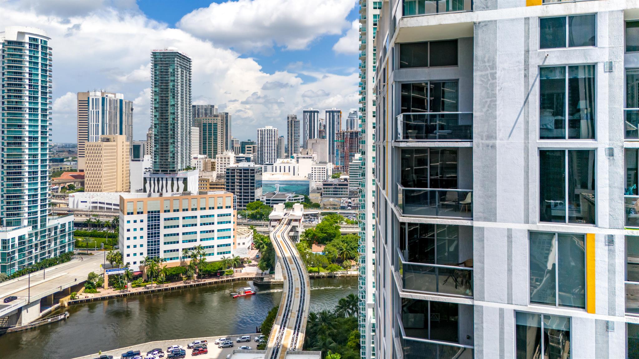 Apartamento à Venda em Miami, FL