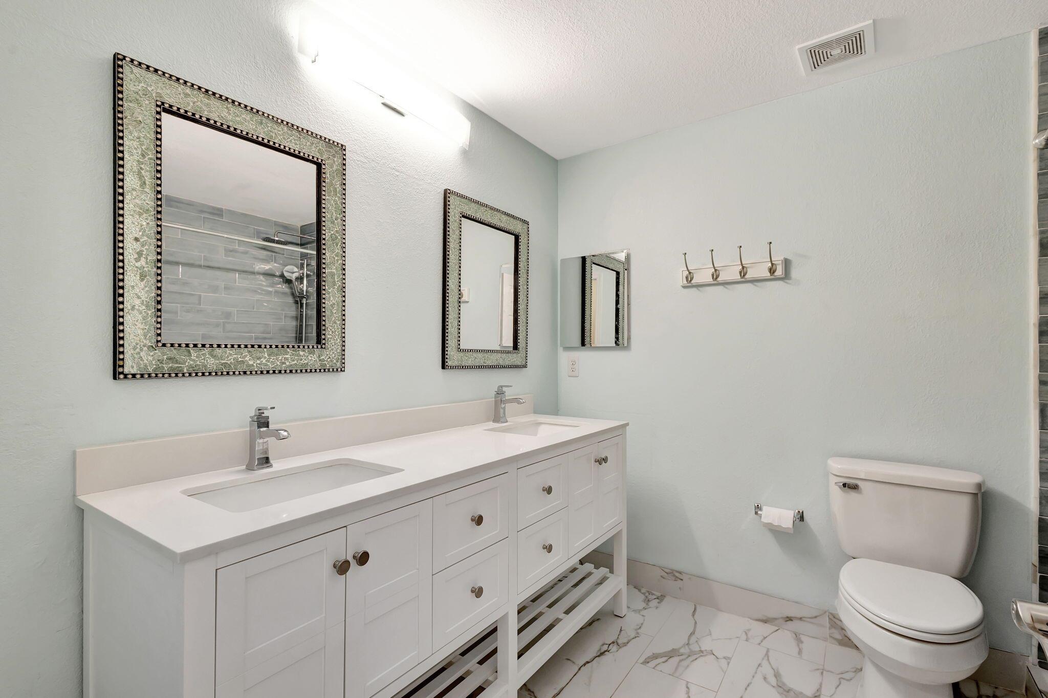 Photo 23 of home located at 2809 Amalei Drive 101, Palm Beach Gardens FL