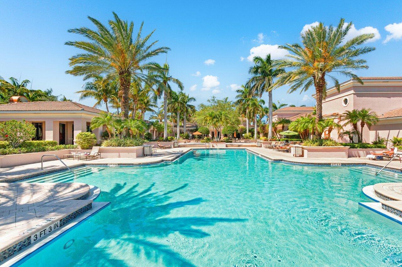 Photo 46 of home located at 2809 Amalei Drive 101, Palm Beach Gardens FL
