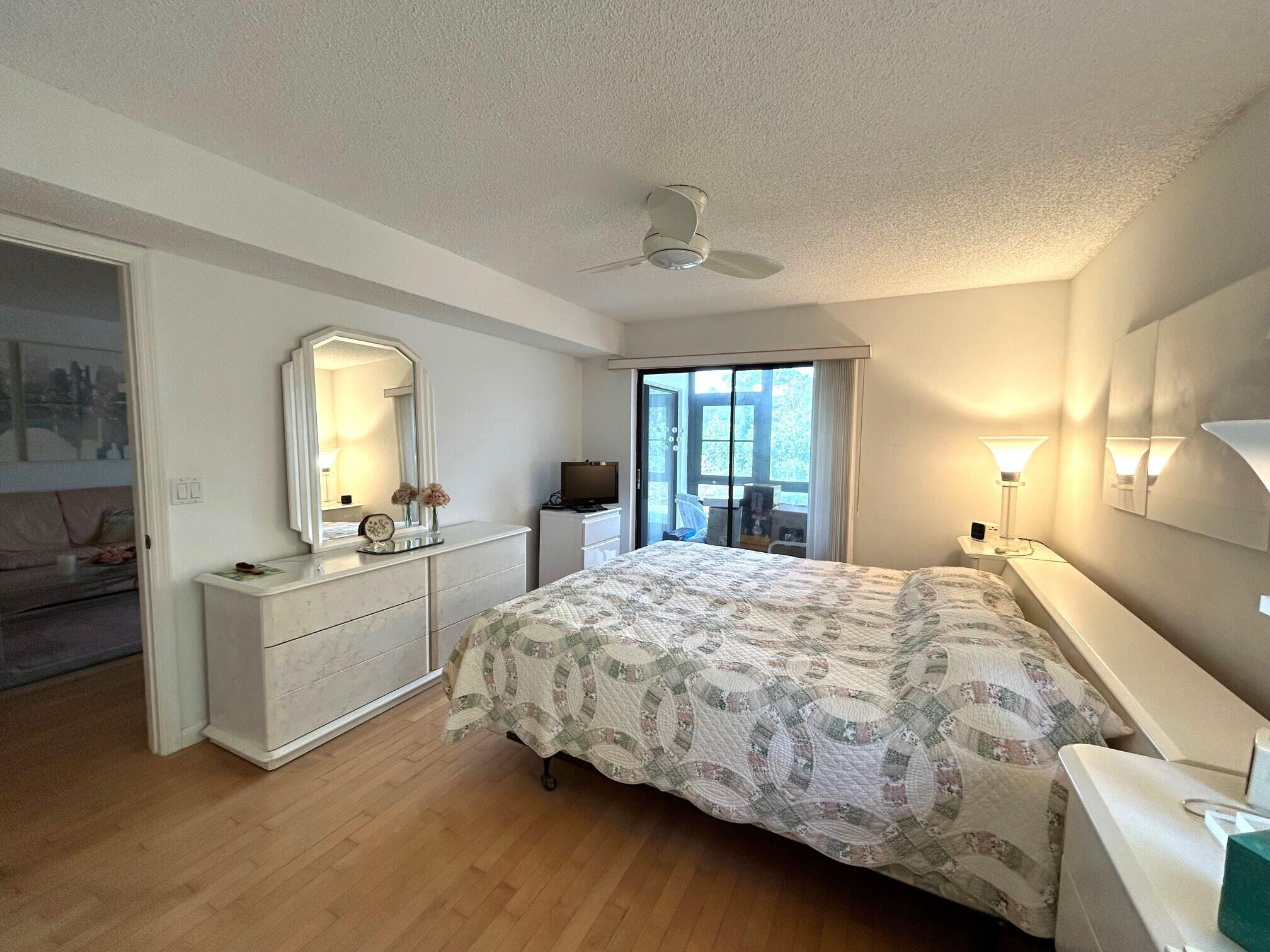 Photo 19 of home located at 7673 Tahiti Lane 106, Lake Worth FL