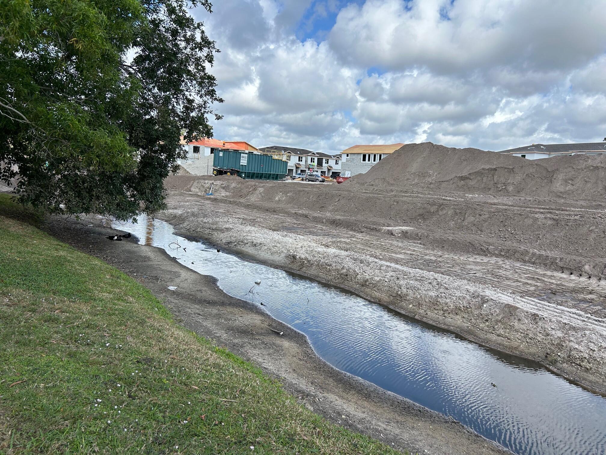 Photo 31 of home located at 7673 Tahiti Lane 106, Lake Worth FL