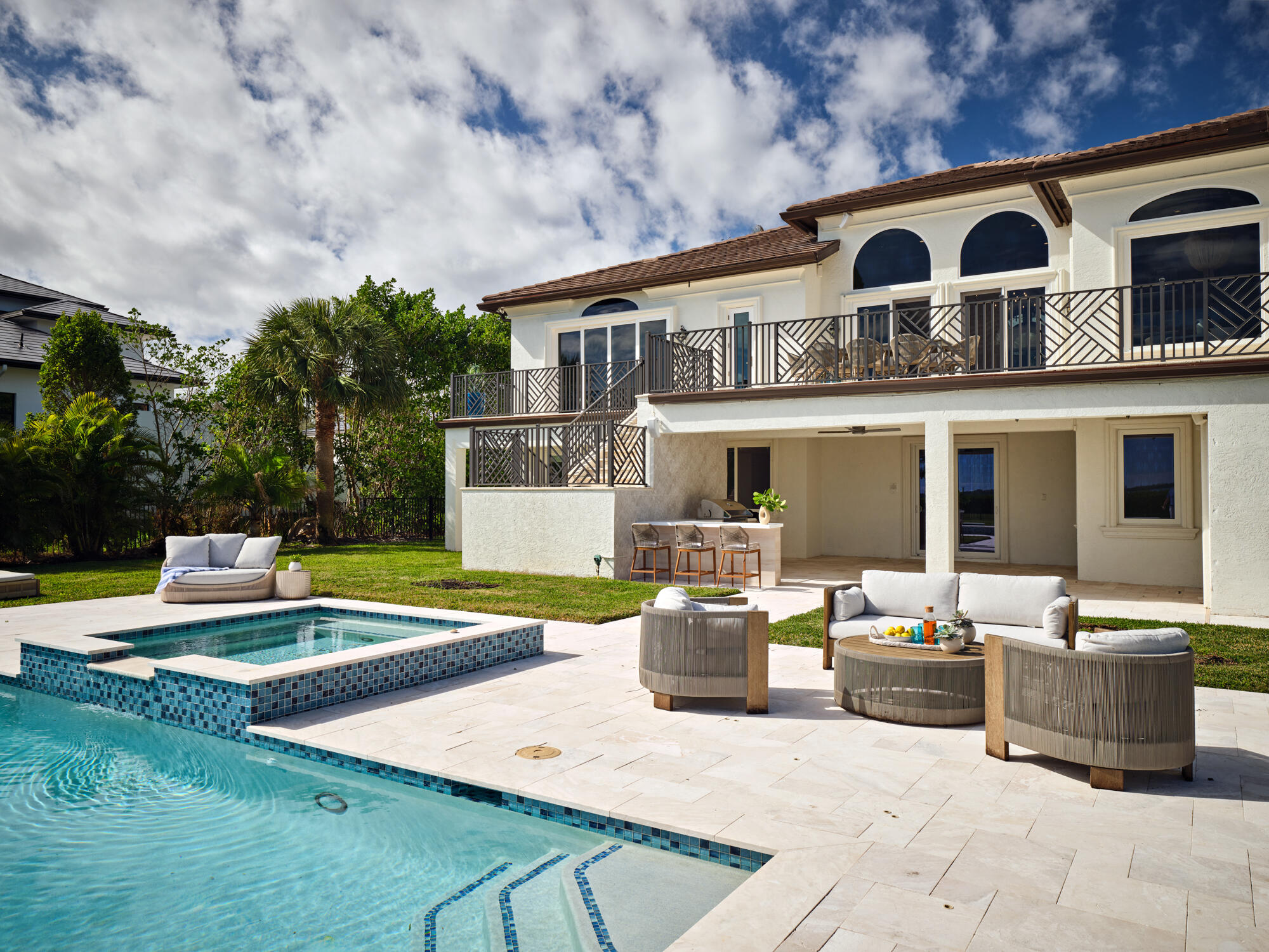 Photo 13 of home located at 130 N Sewalls Point Road, Sewalls Point FL