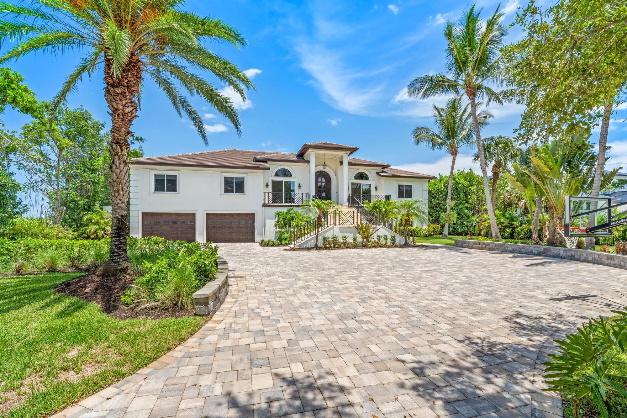 Photo 87 of home located at 130 N Sewalls Point Road, Sewalls Point FL