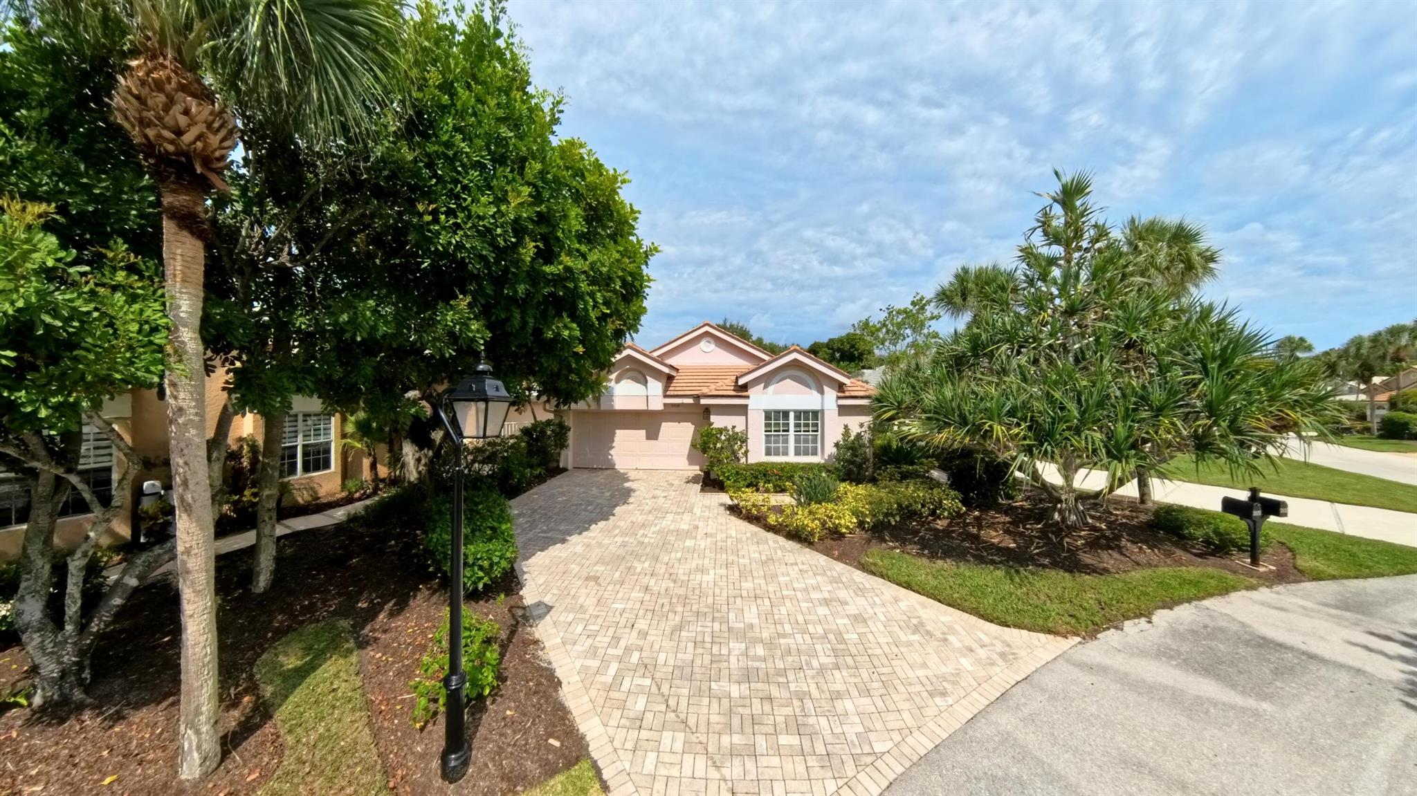 Quaint 3 Bedroom, 2.5 bathroom home located in the desirable subdivision of Shearwater in beautiful Jonathan's Landing. This community provides a quiet and tranquil setting for someone looking to make this home theirs. Impact glass throughout, and a screened in patio offer a serene setting, where personal touches can make this home a designer's dream.  Roof is less than 5 years old.