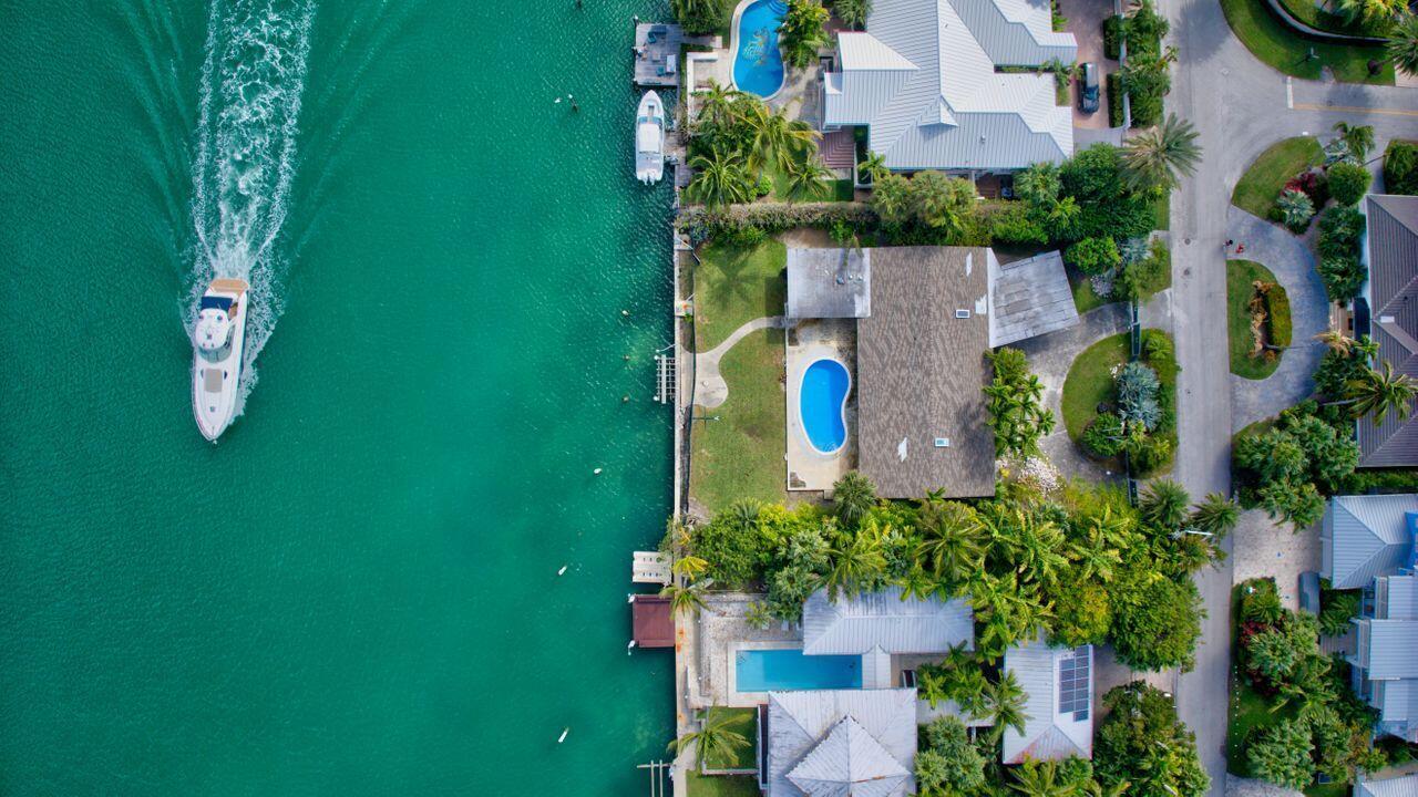 631 Mashta Drive Key Biscayne, FL 33149