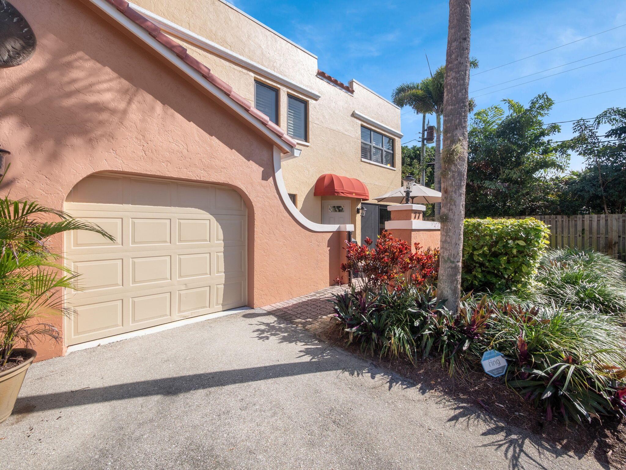 Showcase Image of listing 77 Uno Lago Drive