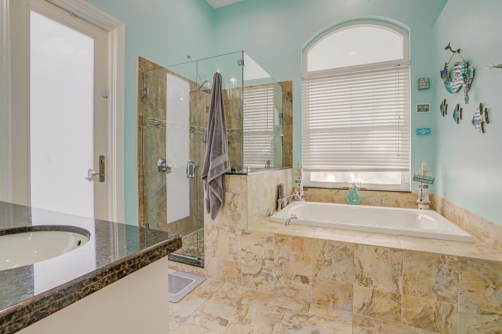 Photo 21 of home located at 6898 Houlton Circle, Lake Worth FL