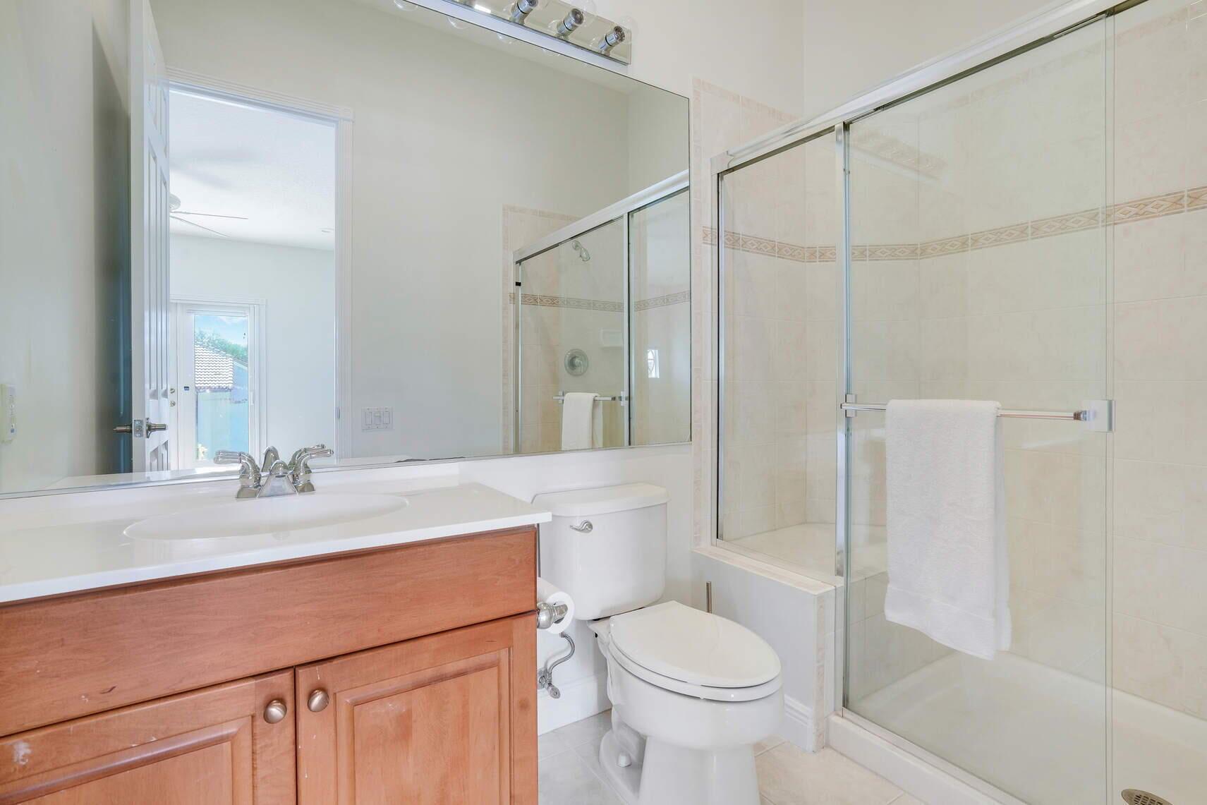 Photo 26 of home located at 703 Voyager Lane, North Palm Beach FL