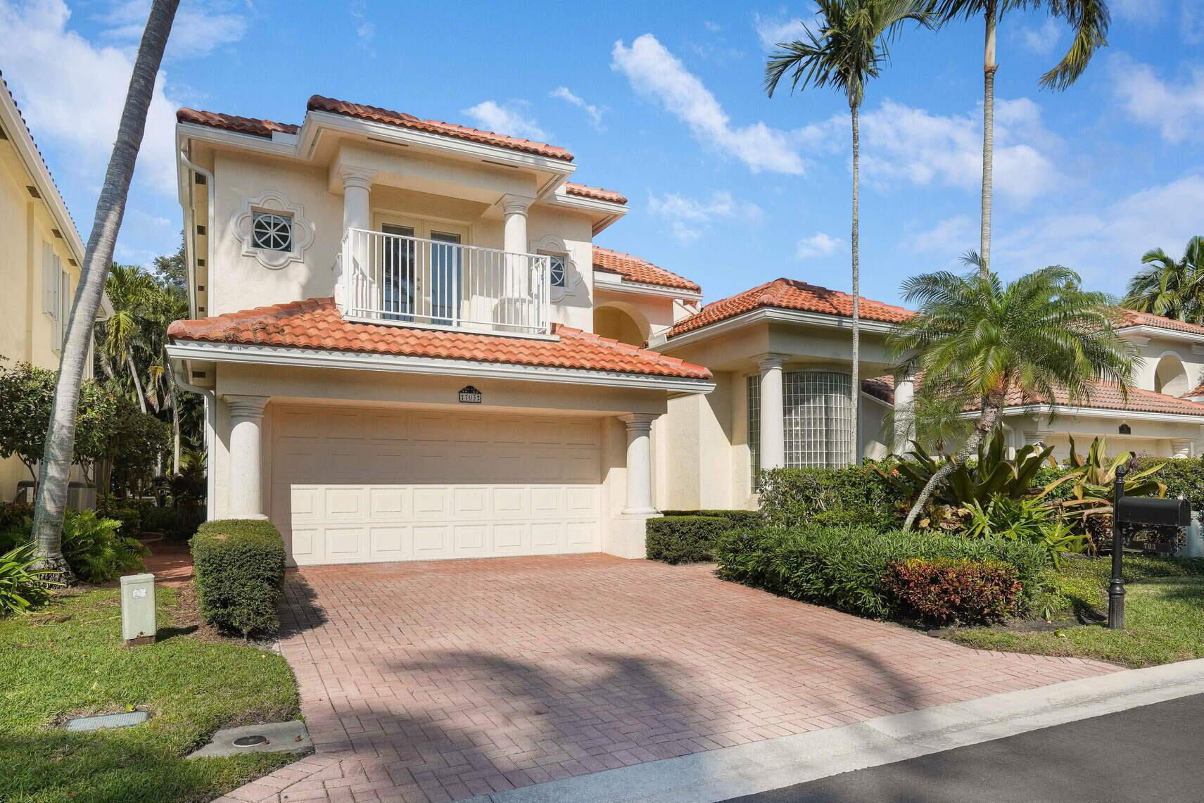 Photo 30 of home located at 703 Voyager Lane, North Palm Beach FL