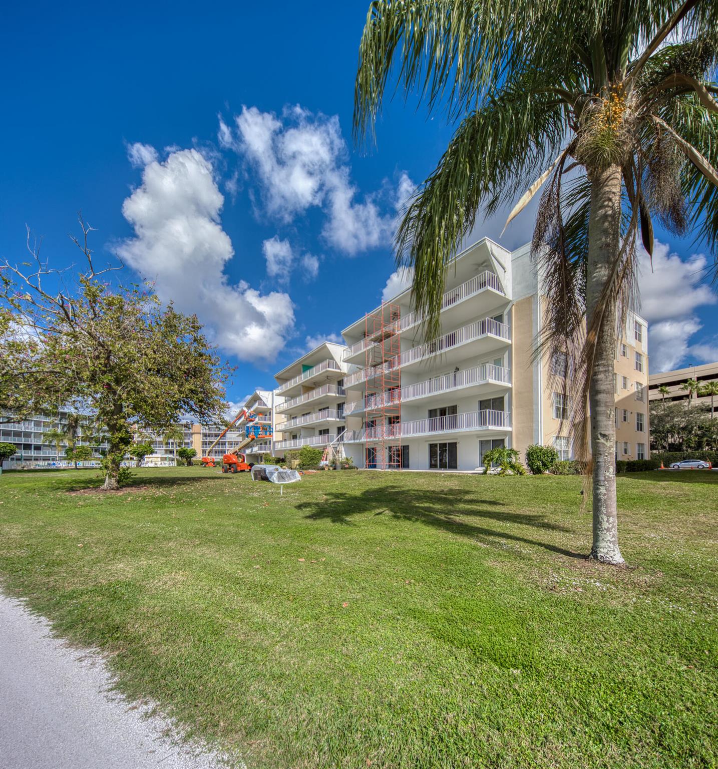 250 John F Kennedy Drive Unit 202, Atlantis, Florida 33462