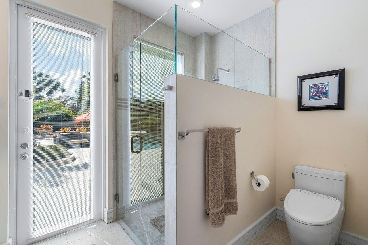Photo 25 of home located at 337 Eagle Drive, Jupiter FL