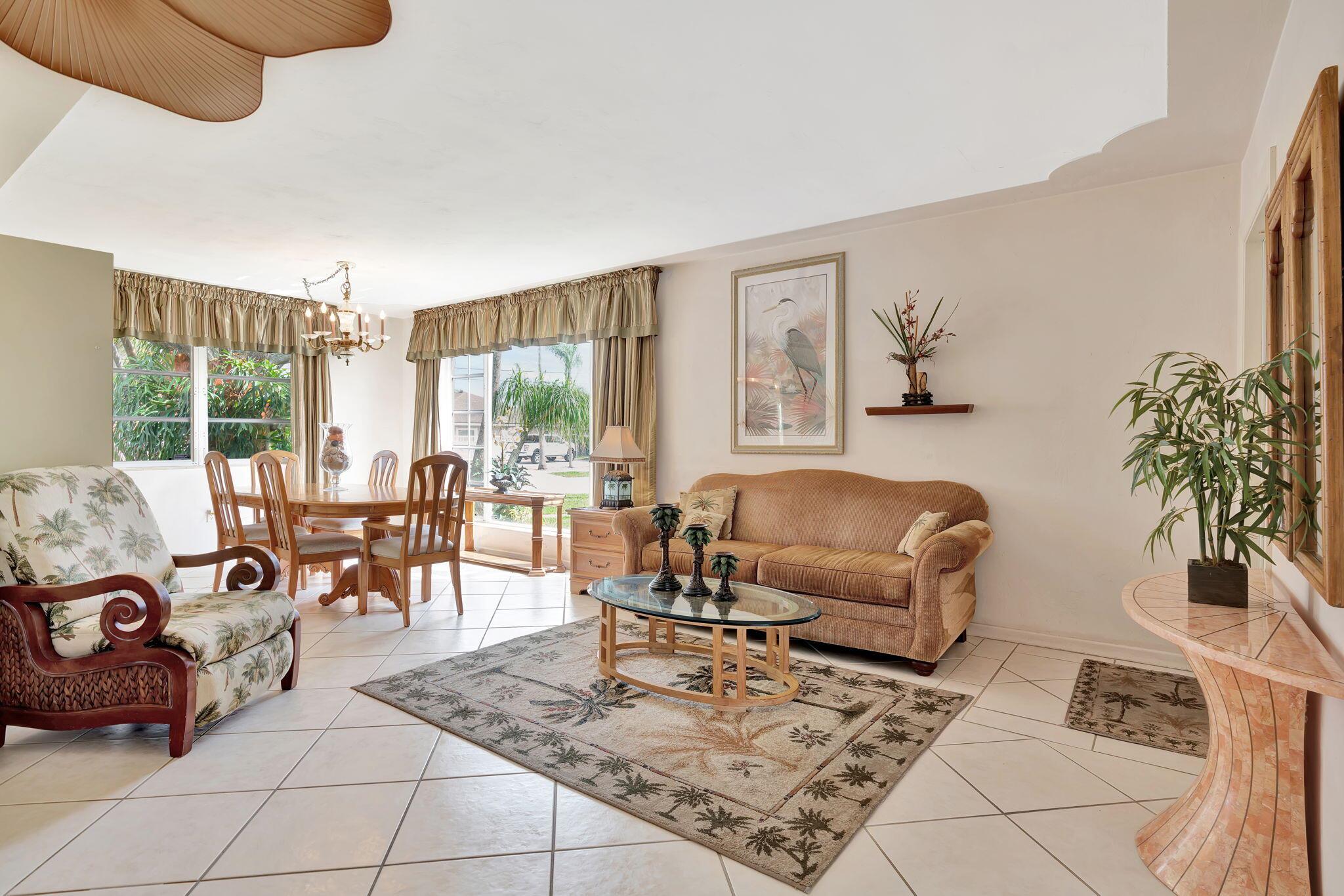 Image to showcase the property located at 448 Gull Court